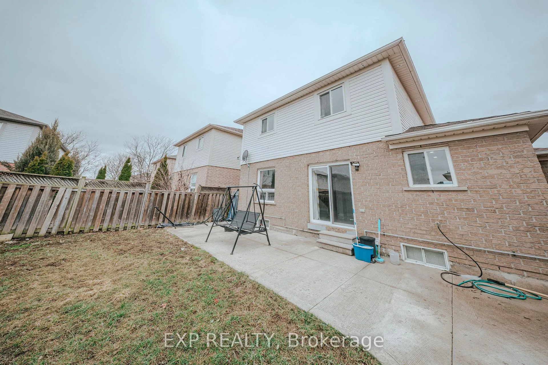 Photo 28 of 3 Deforest Drive, Brampton, Fletcher's Meadow — HOMEH