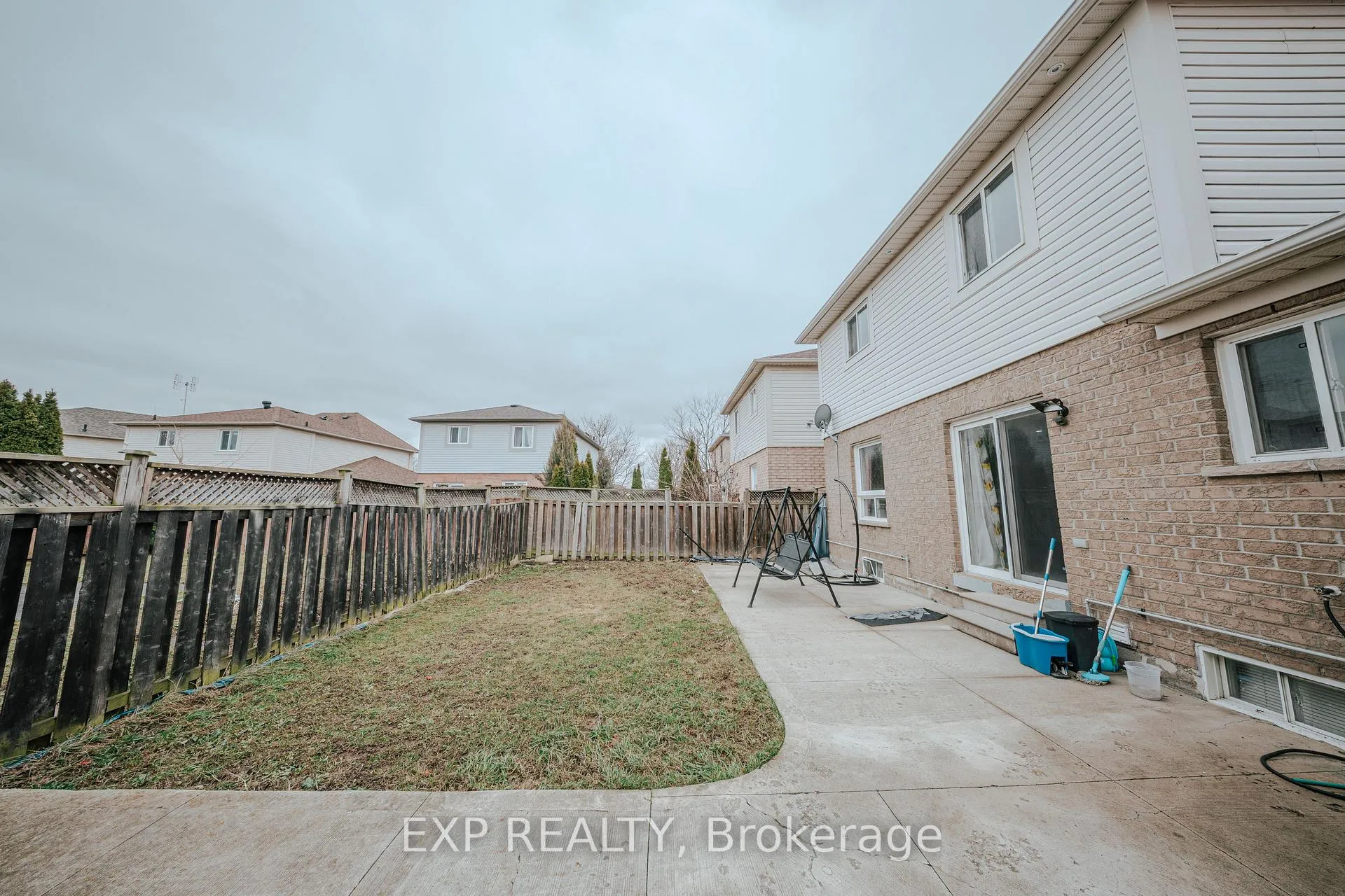 Photo 29 of 3 Deforest Drive, Brampton, Fletcher's Meadow — HOMEH