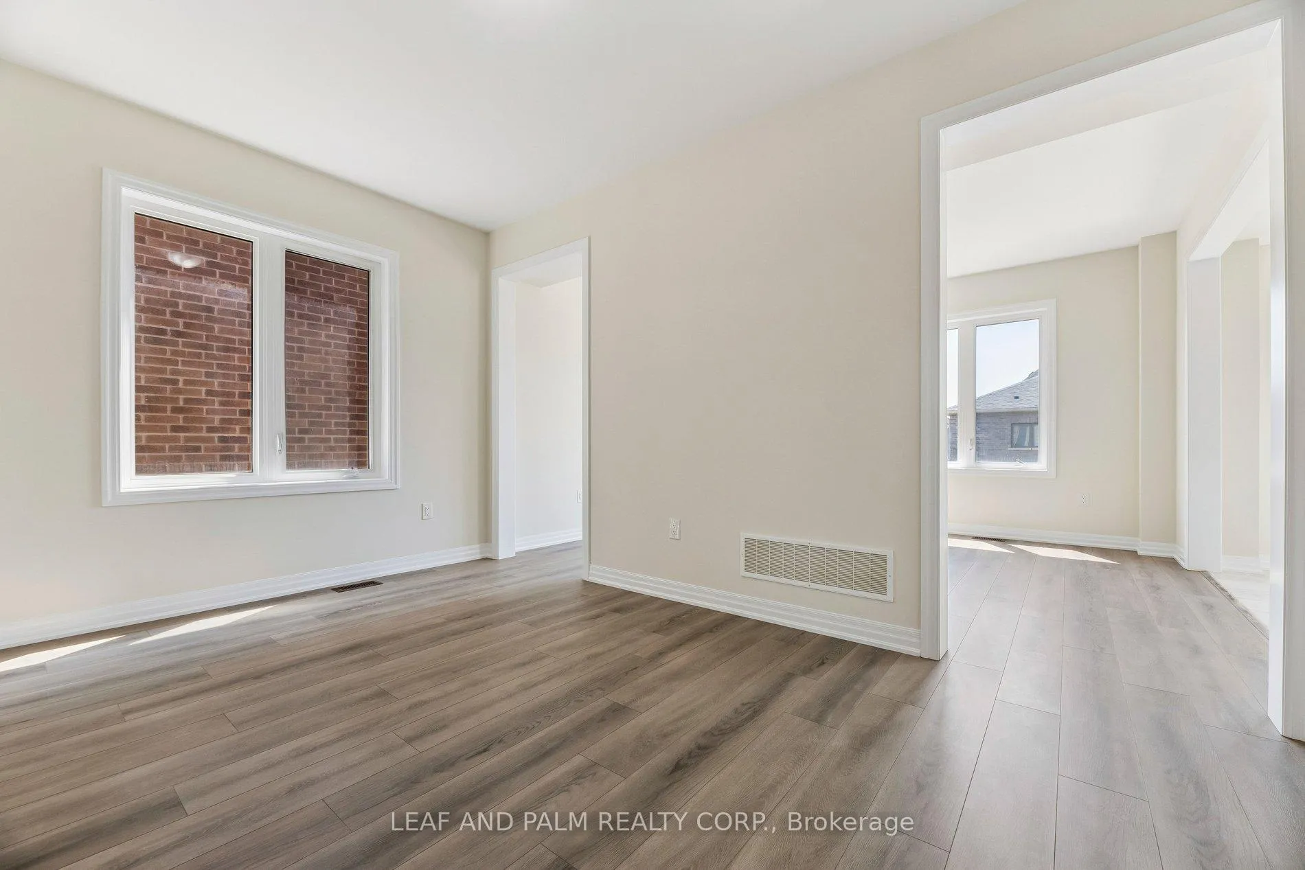 Photo 6 of 79 Ed Ewert Avenue, Clarington, Newcastle — HOMEH