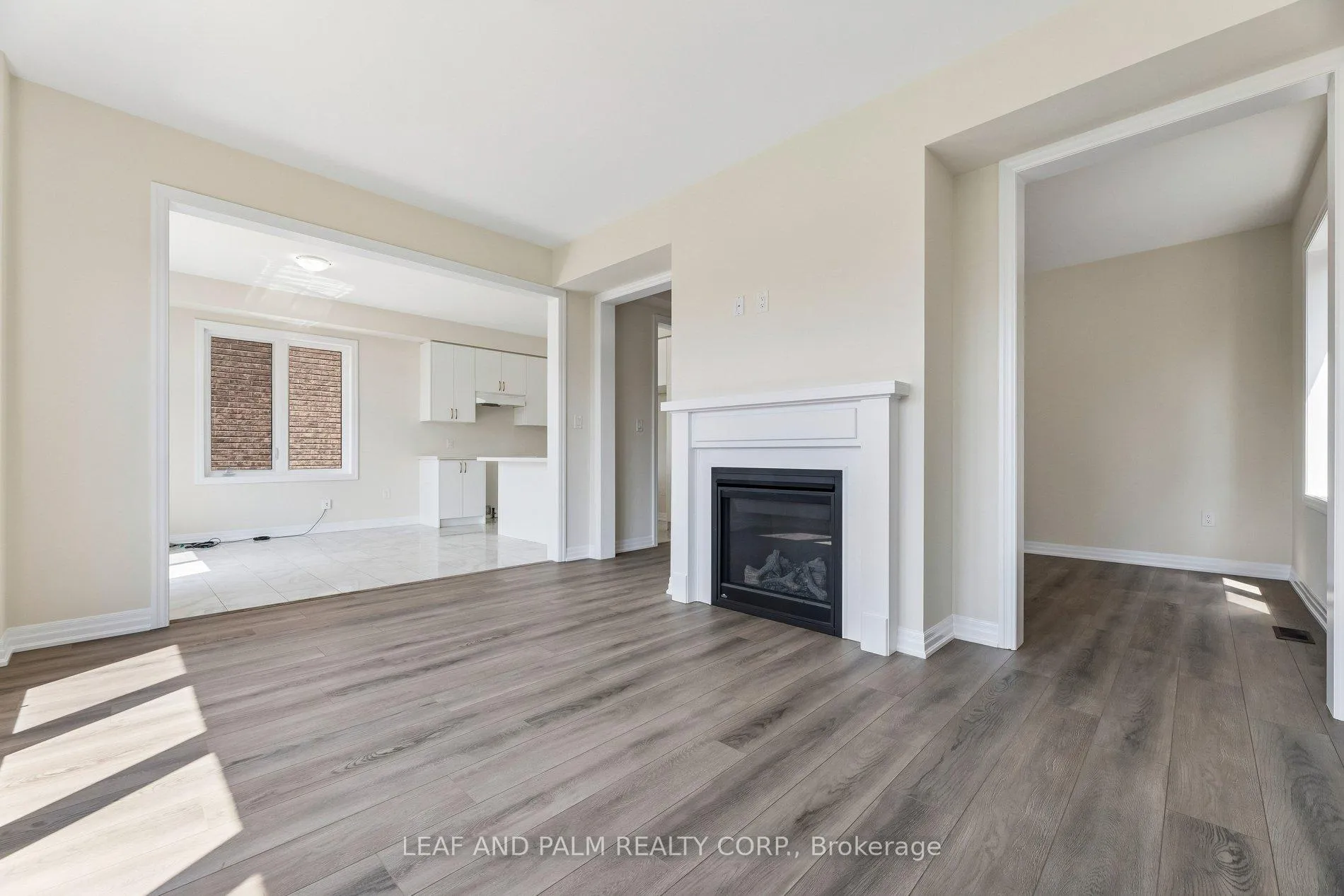 Photo 9 of 79 Ed Ewert Avenue, Clarington, Newcastle — HOMEH