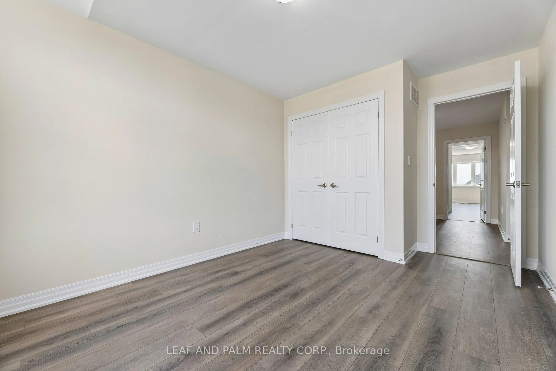 Photo 20 of 79 Ed Ewert Avenue, Clarington, Newcastle — HOMEH