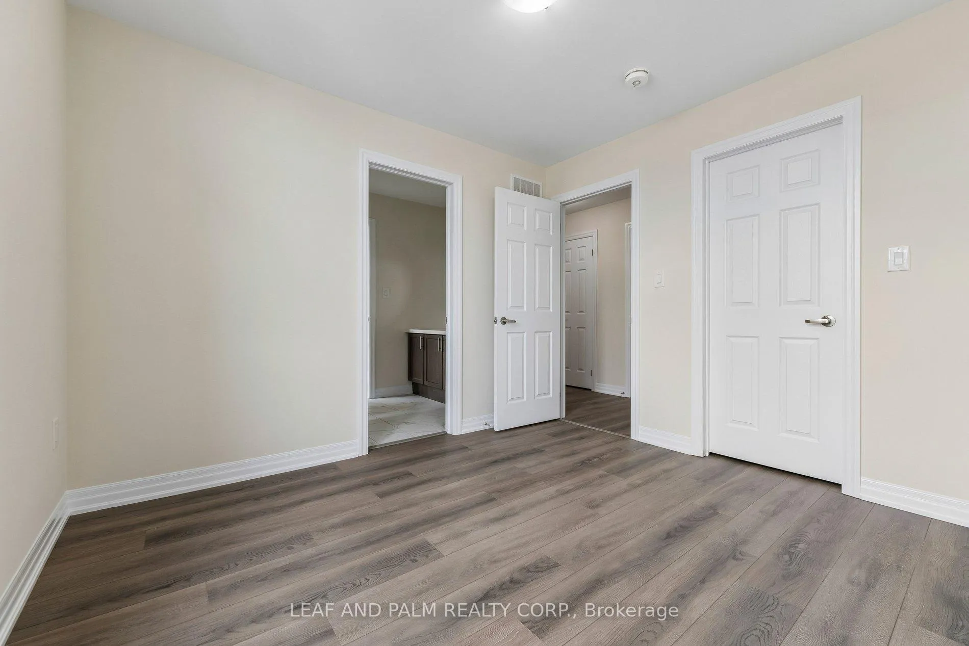 Photo 24 of 79 Ed Ewert Avenue, Clarington, Newcastle — HOMEH