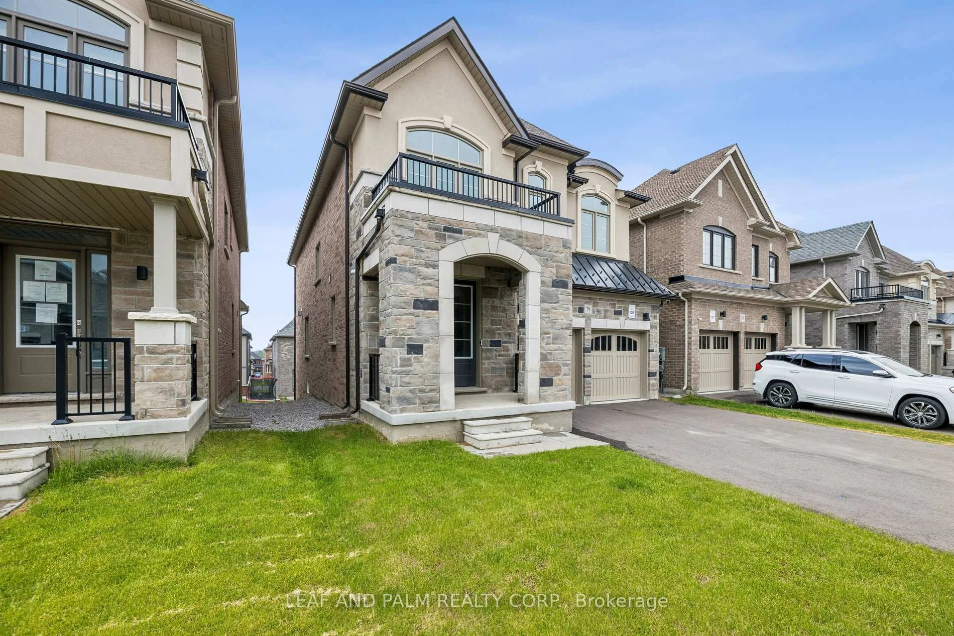 Photo 35 of 79 Ed Ewert Avenue, Clarington, Newcastle — HOMEH