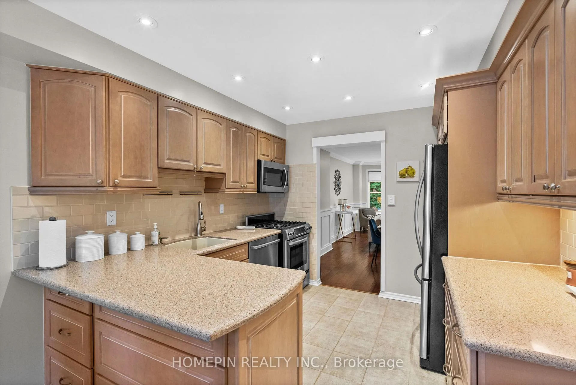 Photo 7 of 86 Confederation Way, Markham, Thornhill — HOMEH