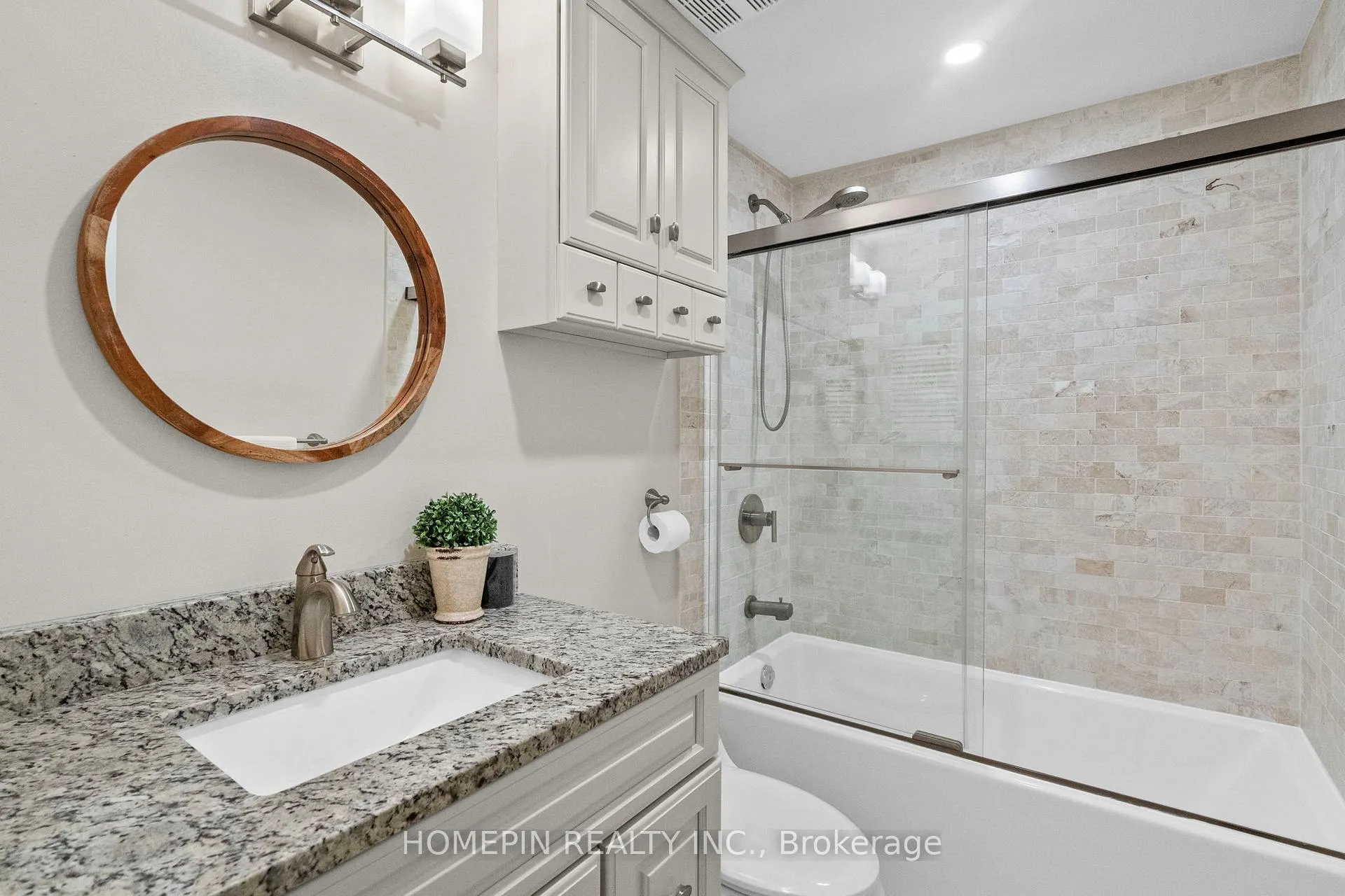 Photo 19 of 86 Confederation Way, Markham, Thornhill — HOMEH