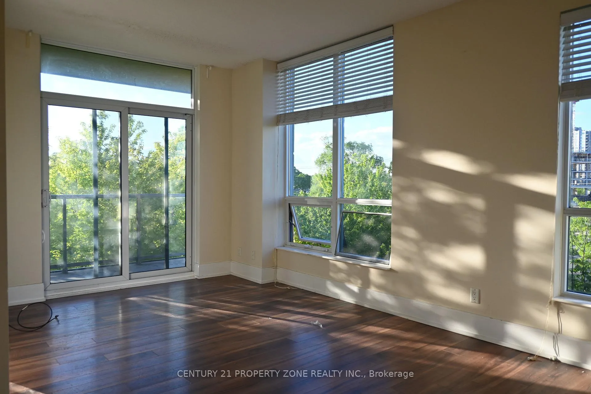 Photo 5 of Unit 309, 15 Viking Lane, Etobicoke, Islington-City Centre West — HOMEH