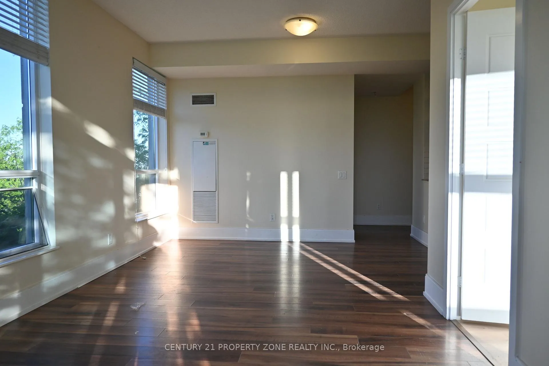 Photo 6 of Unit 309, 15 Viking Lane, Etobicoke, Islington-City Centre West — HOMEH