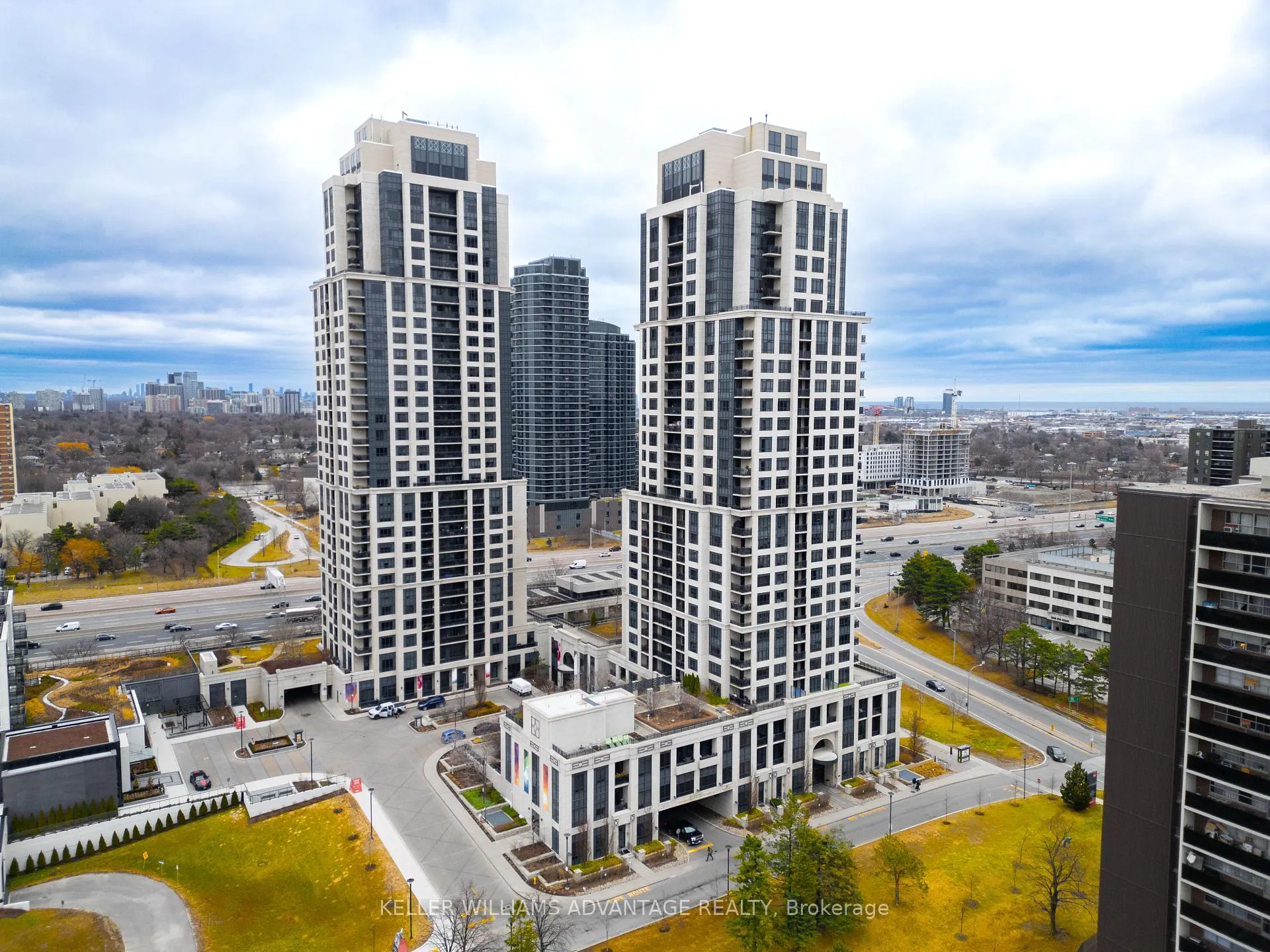 Photo 13 of Unit 1008, 6 Eva Road, Etobicoke, Etobicoke West Mall — HOMEH