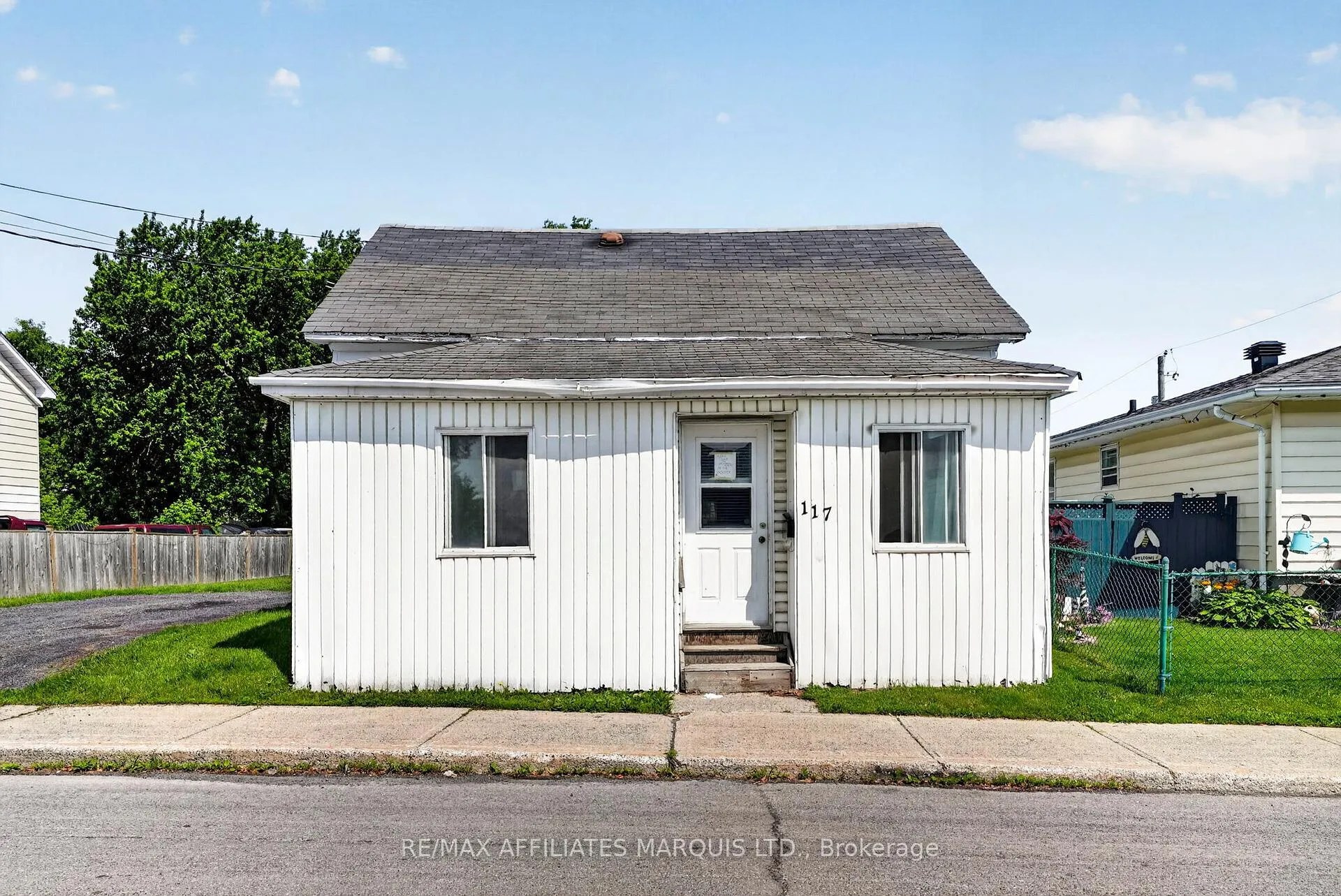 Photo 22 of 117 Sixth Street W, Cornwall, Cornwall — HOMEH