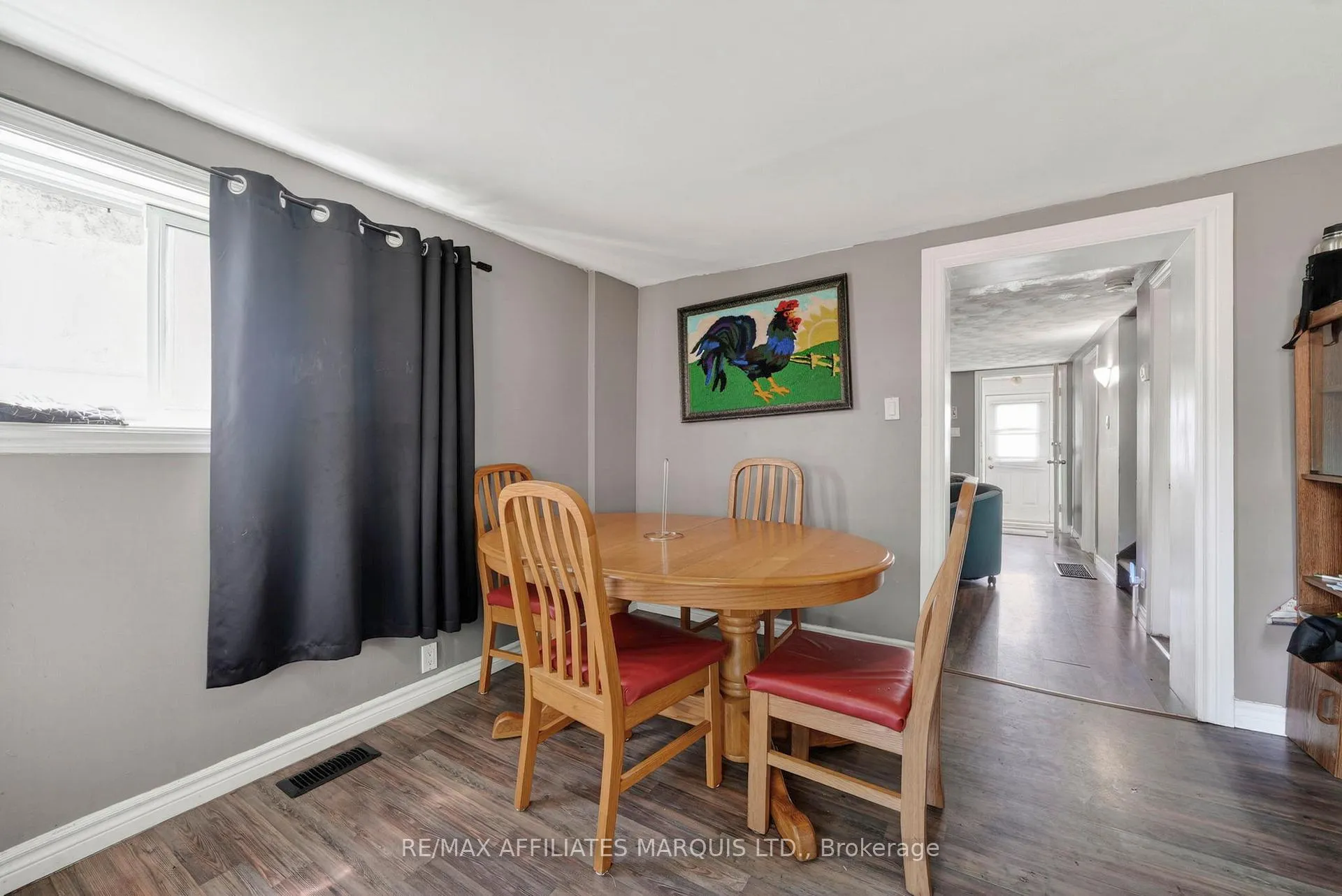 Photo 11 of 117 Sixth Street W, Cornwall, Cornwall — HOMEH