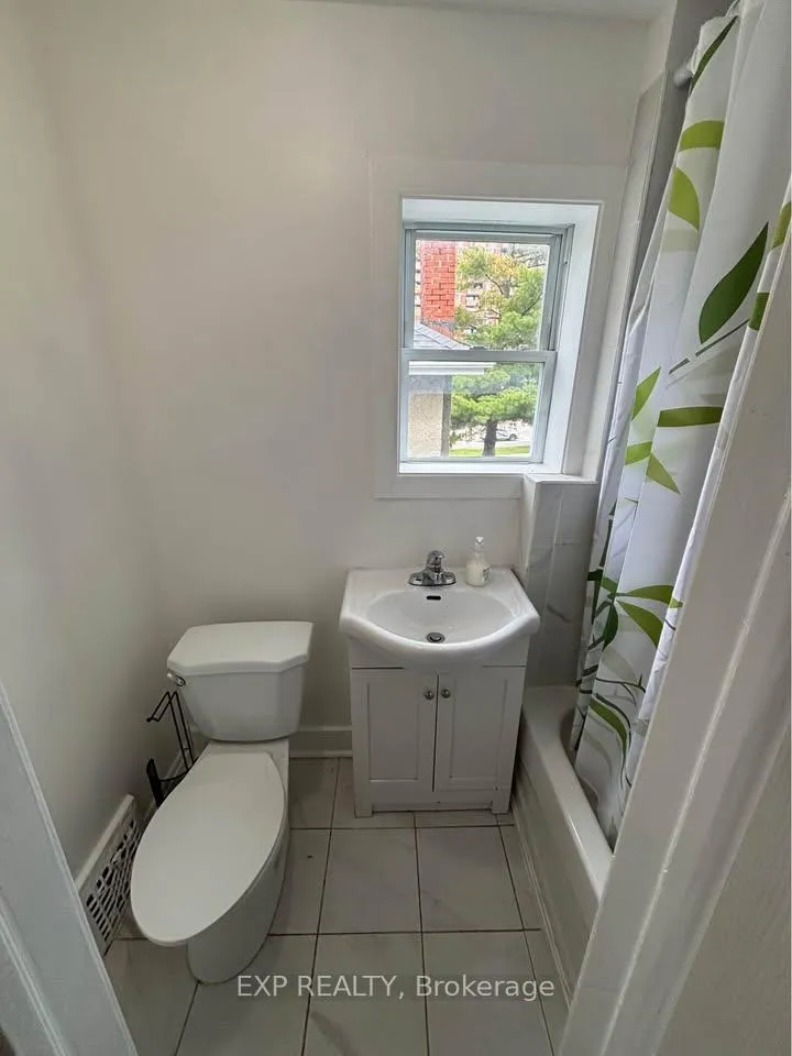 Photo 3 of Unit 376, 376 Montfort Street, Ottawa, Vanier — HOMEH