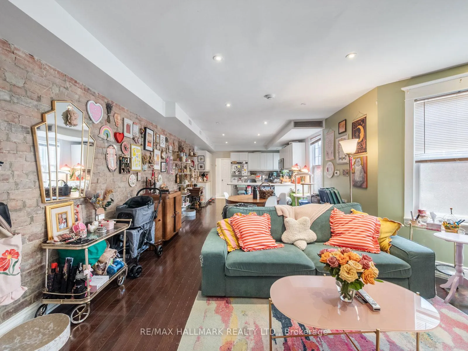 Photo 12 of Unit 3rd flr, 269 Danforth Avenue, Toronto, North Riverdale — HOMEH