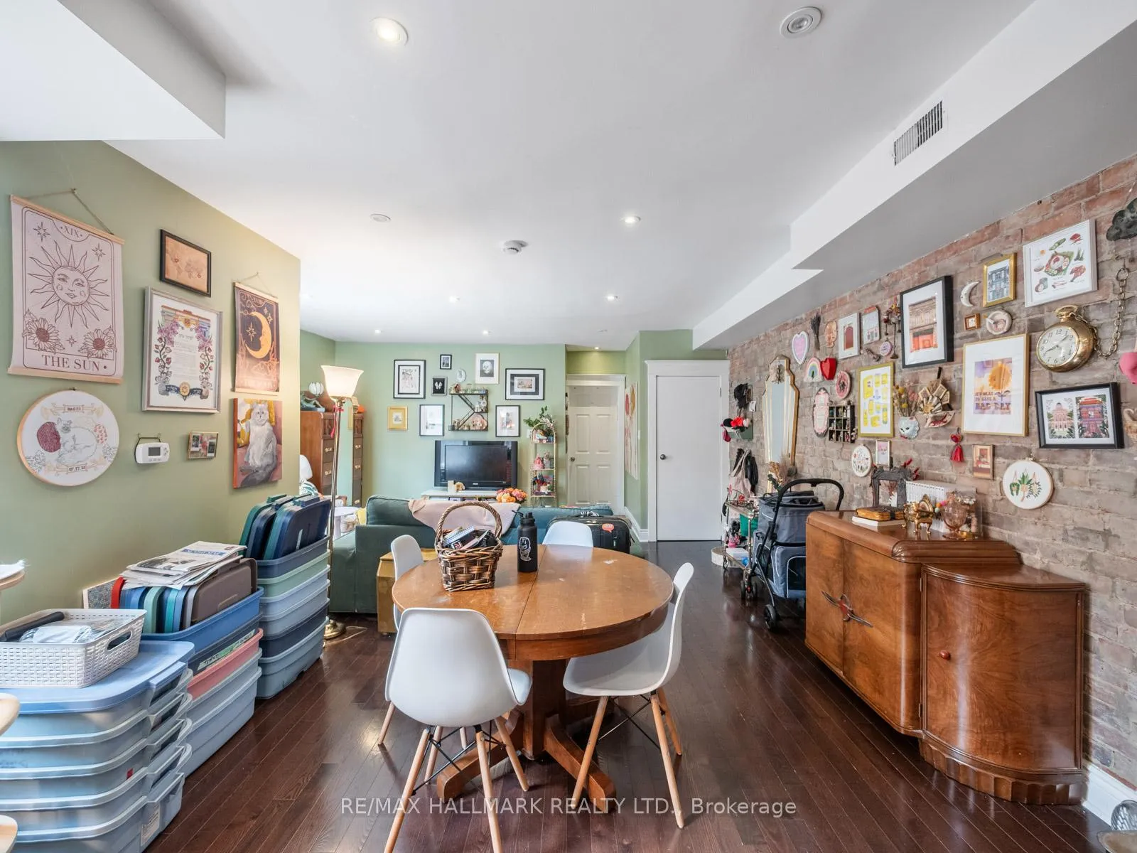 Photo 16 of Unit 3rd flr, 269 Danforth Avenue, Toronto, North Riverdale — HOMEH