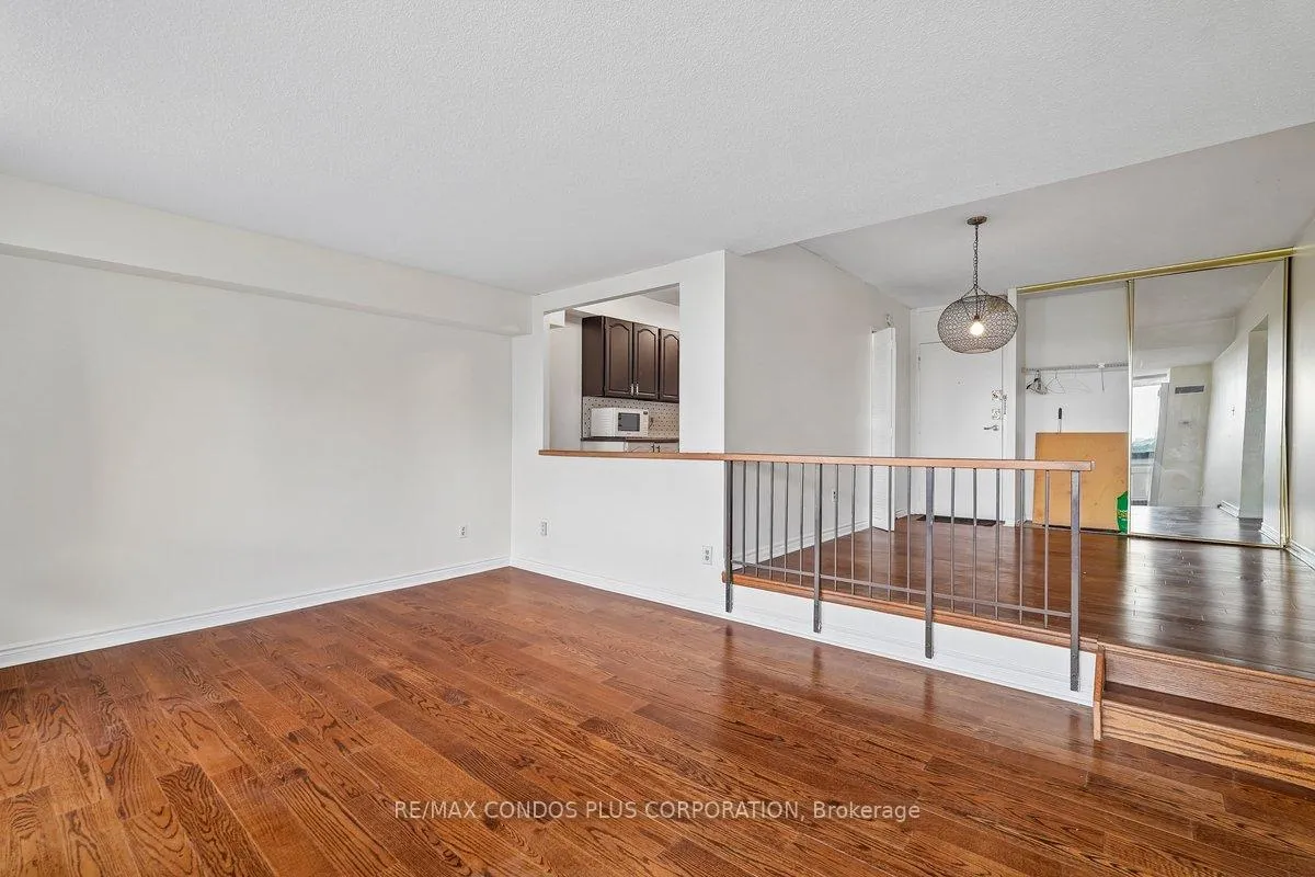 Photo 8 of Unit 1307, 250 Scarlett Road, Toronto, Rockcliffe-Smythe — HOMEH