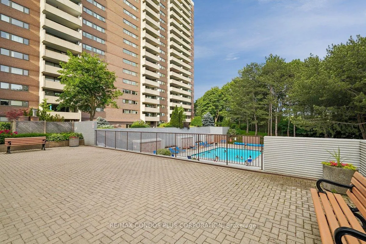 Photo 13 of Unit 1307, 250 Scarlett Road, Toronto, Rockcliffe-Smythe — HOMEH