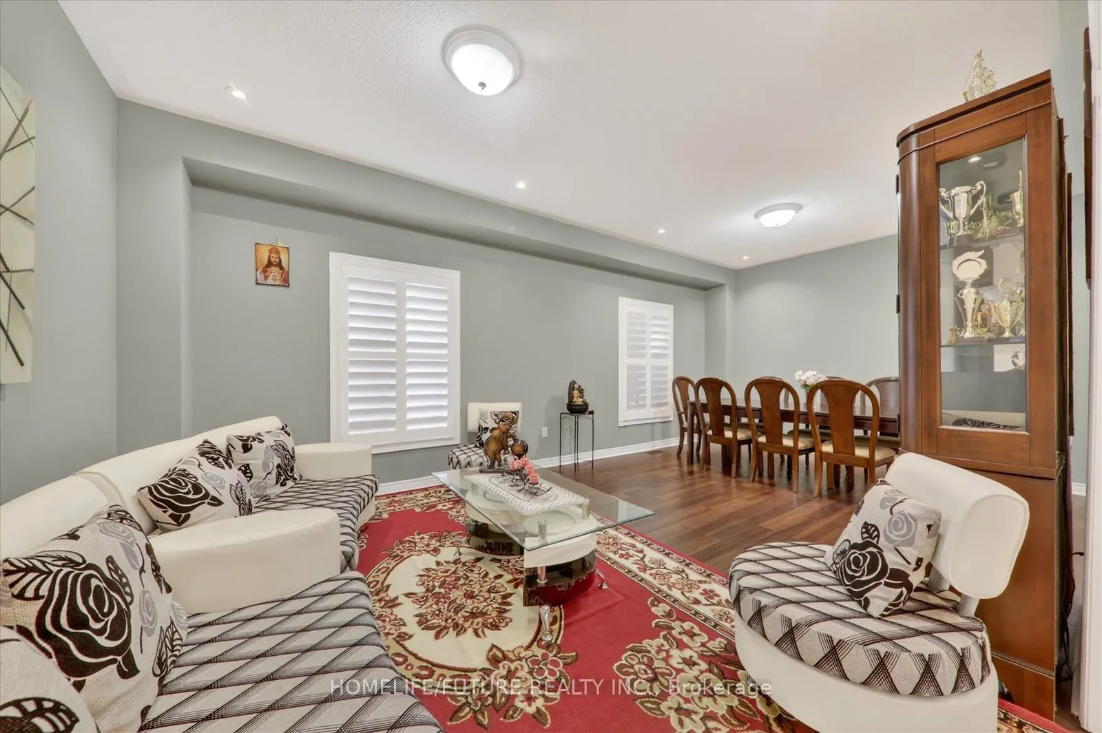 Photo 9 of 18 Ann Louise Crescent, Markham, Cedarwood — HOMEH