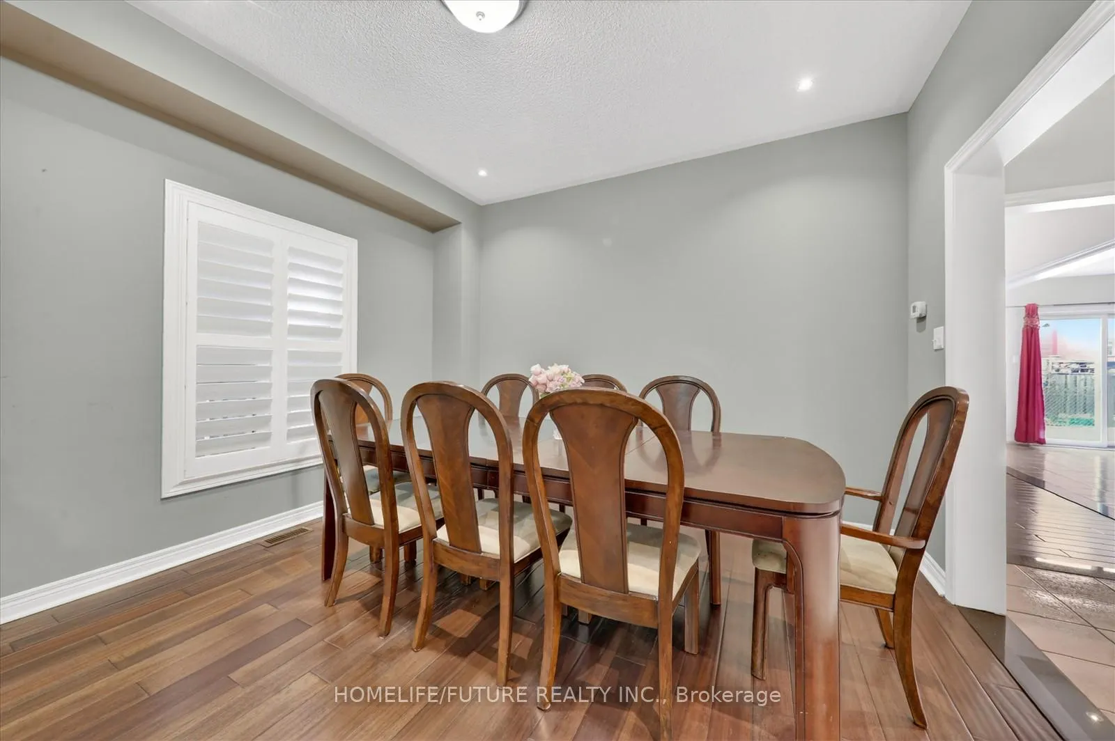 Photo 11 of 18 Ann Louise Crescent, Markham, Cedarwood — HOMEH