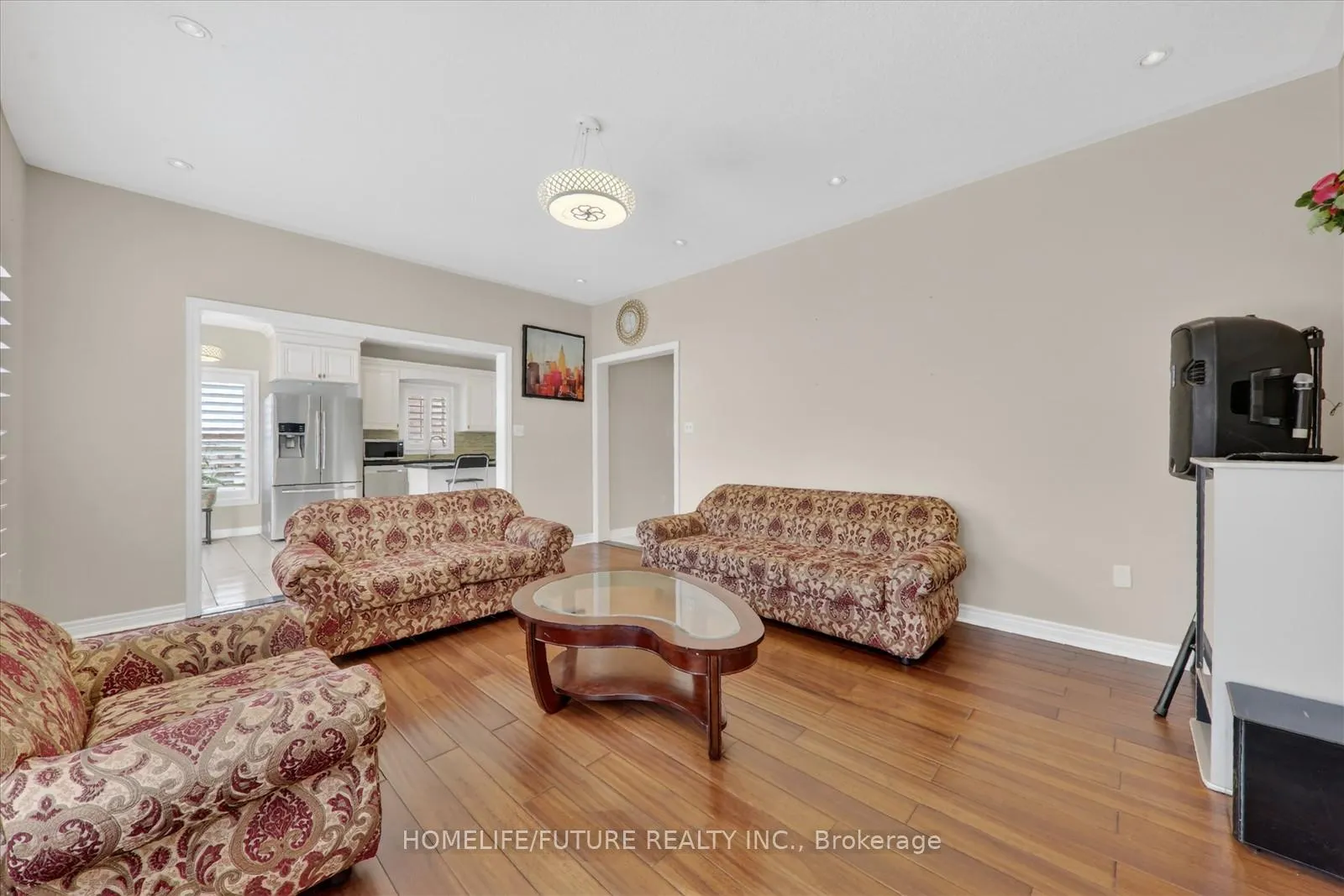 Photo 15 of 18 Ann Louise Crescent, Markham, Cedarwood — HOMEH