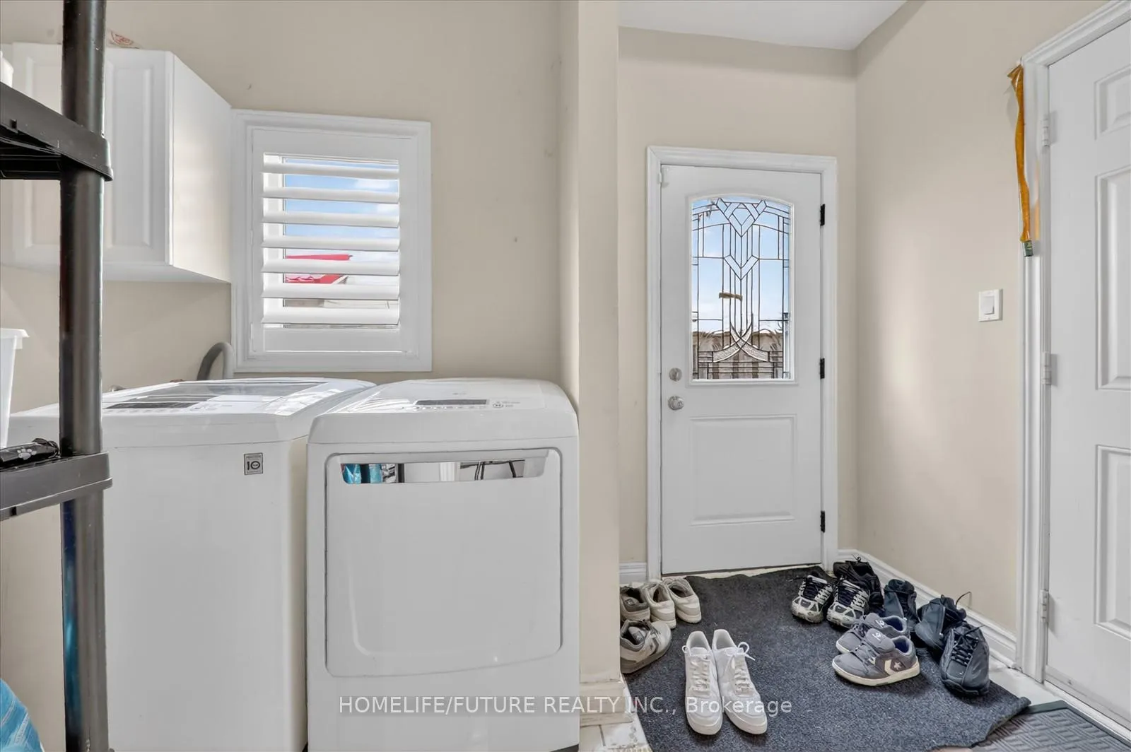 Photo 21 of 18 Ann Louise Crescent, Markham, Cedarwood — HOMEH