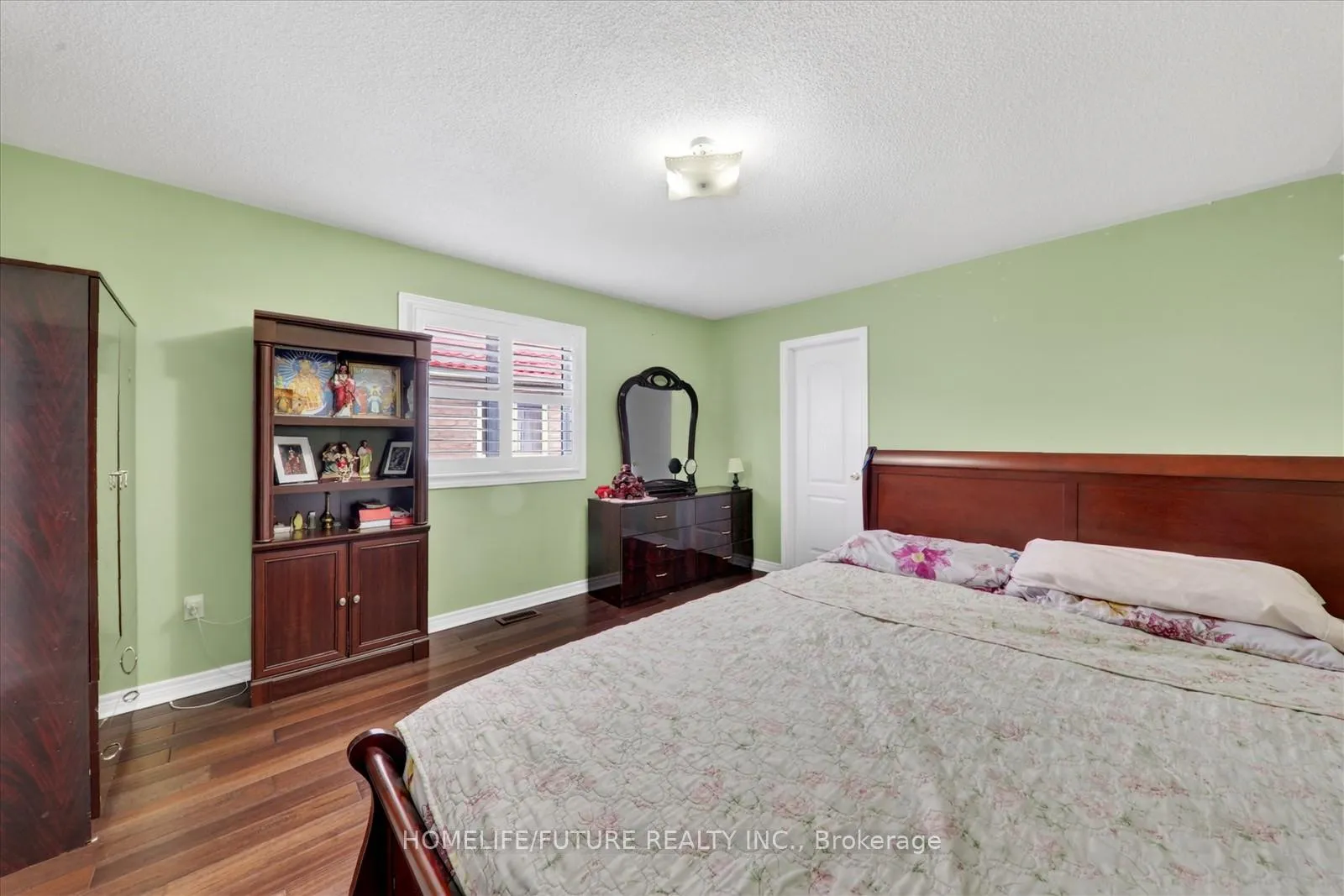 Photo 26 of 18 Ann Louise Crescent, Markham, Cedarwood — HOMEH