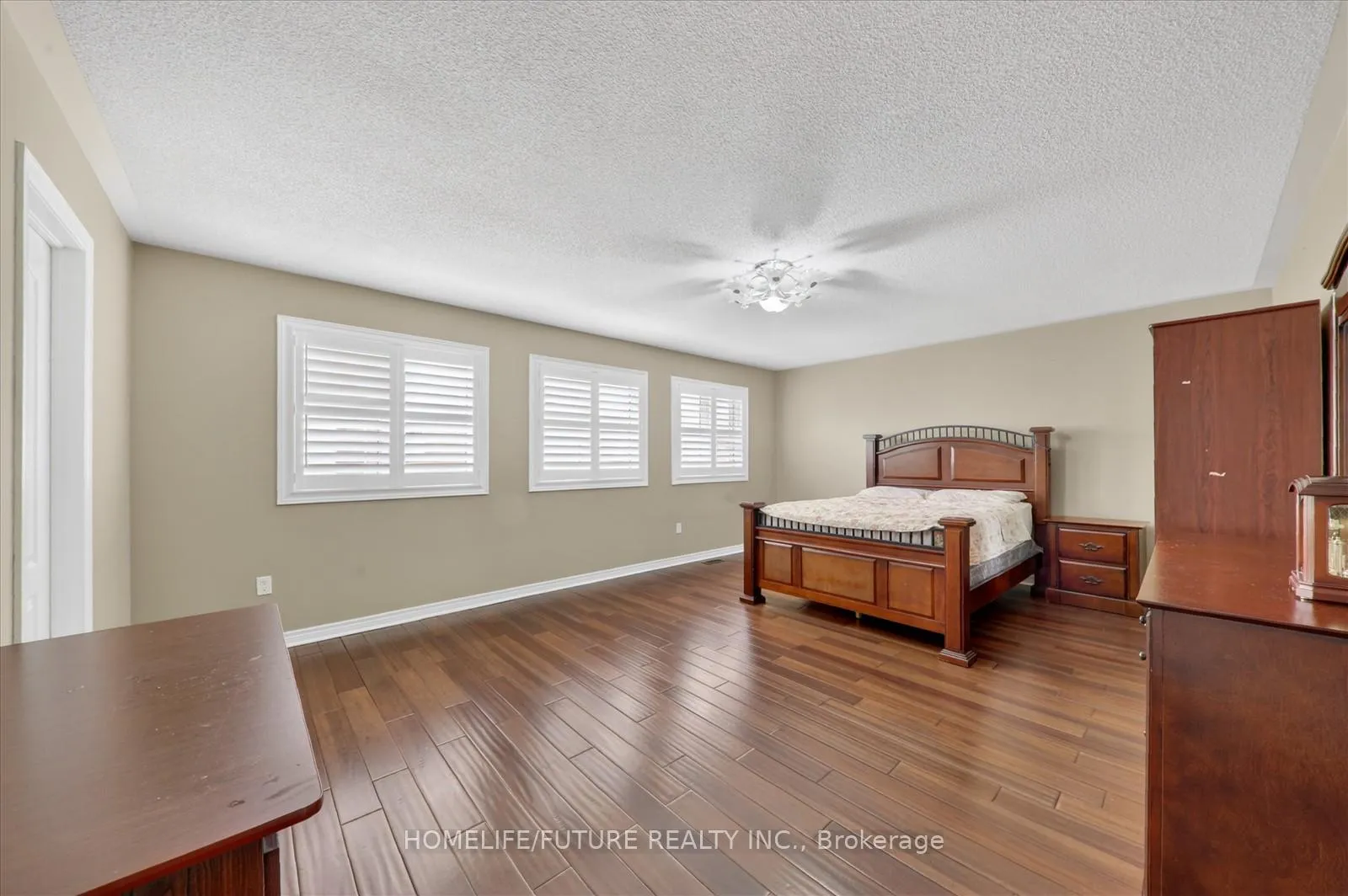 Photo 30 of 18 Ann Louise Crescent, Markham, Cedarwood — HOMEH