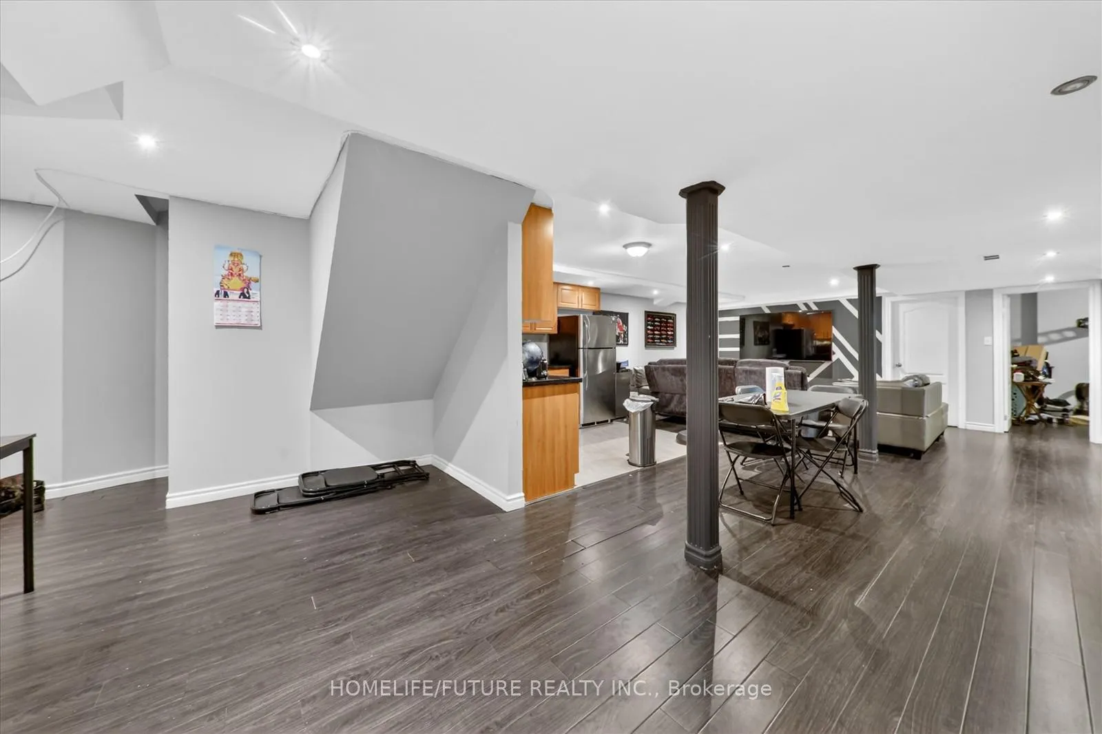 Photo 35 of 18 Ann Louise Crescent, Markham, Cedarwood — HOMEH