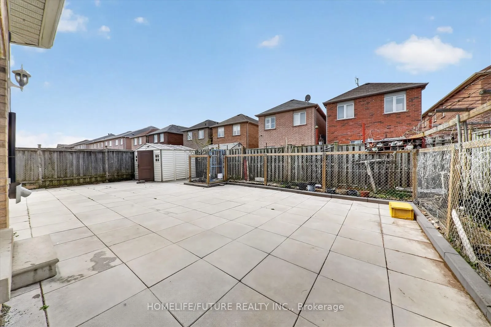 Photo 44 of 18 Ann Louise Crescent, Markham, Cedarwood — HOMEH