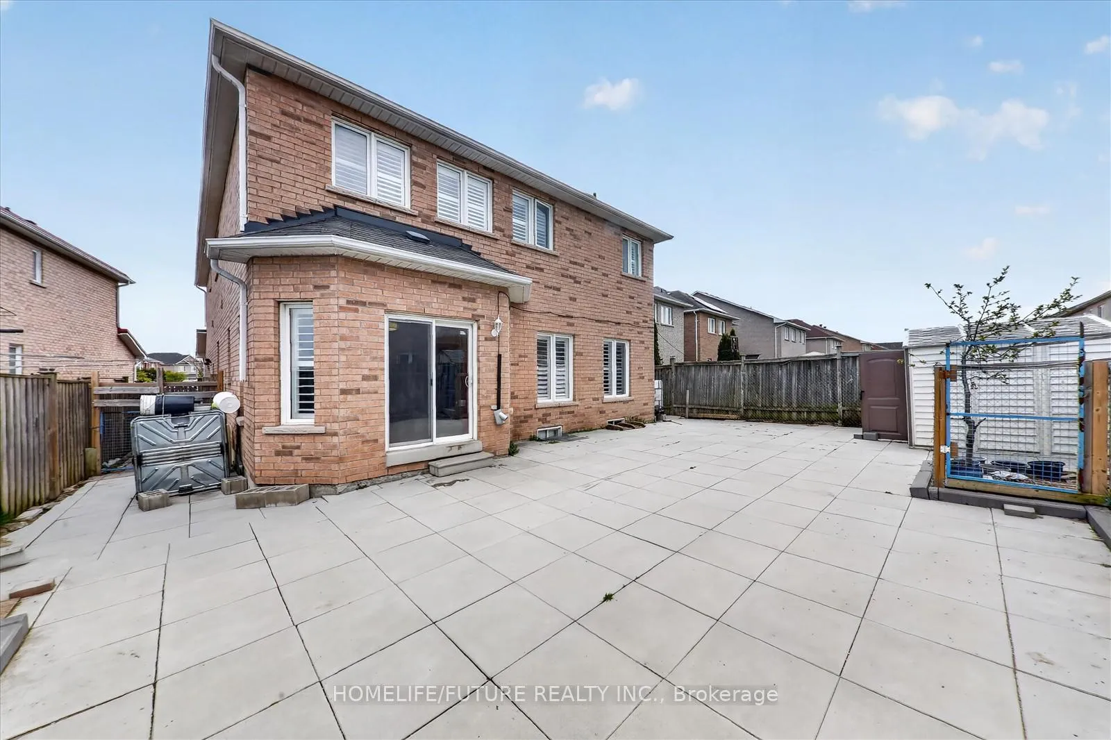 Photo 45 of 18 Ann Louise Crescent, Markham, Cedarwood — HOMEH