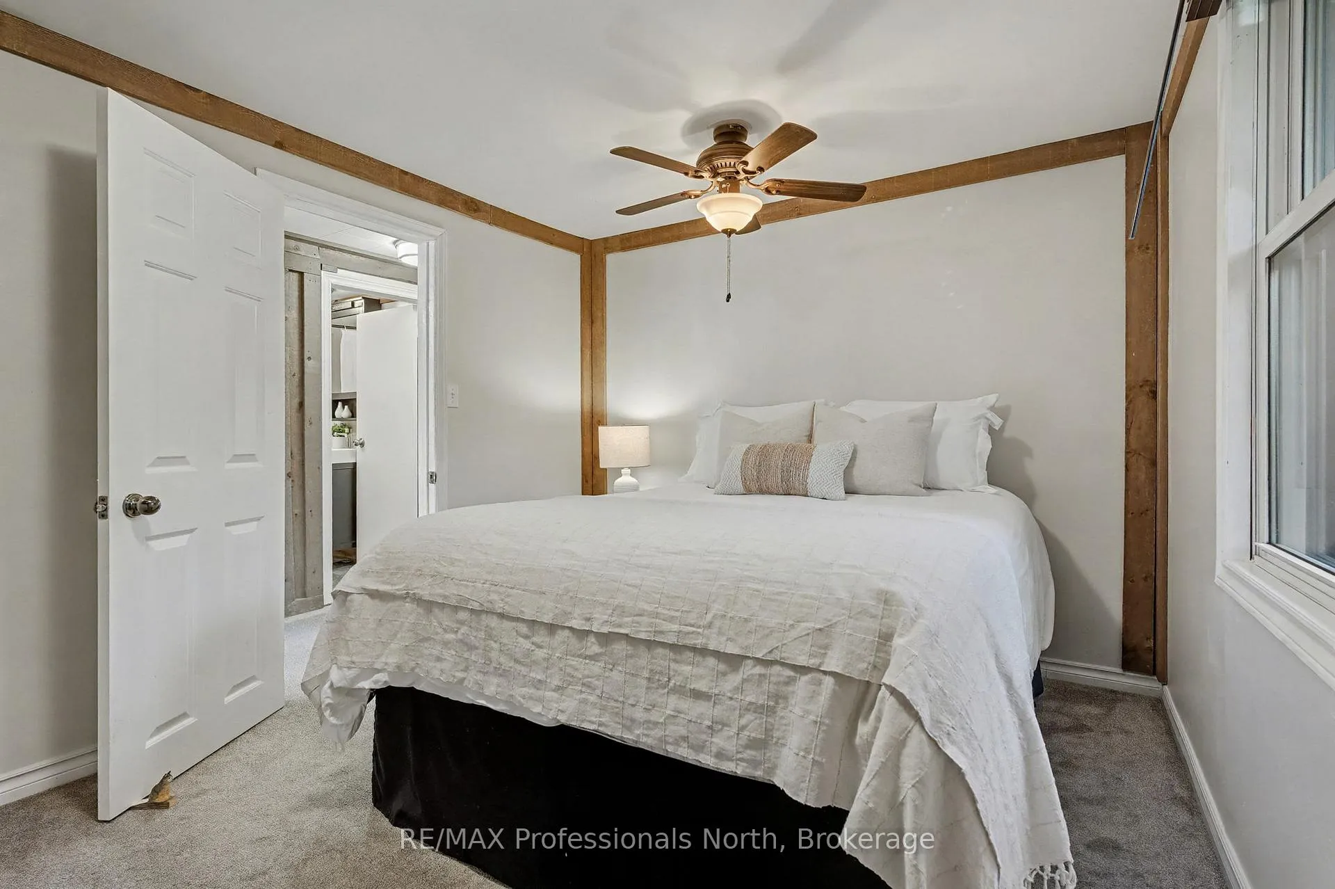 Photo 13 of 161 Quebec Street, Bracebridge, Macaulay — HOMEH