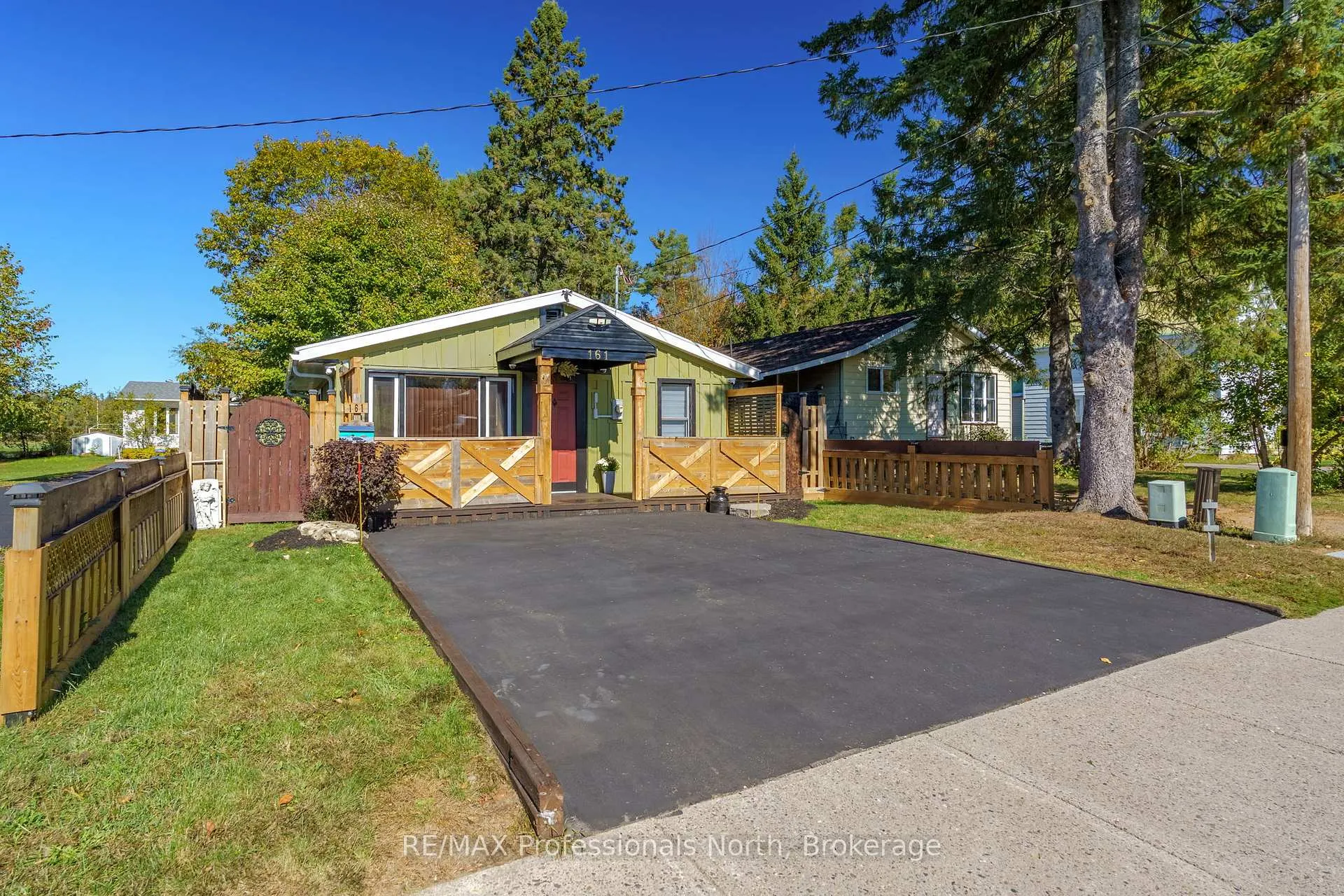 Photo 22 of 161 Quebec Street, Bracebridge, Macaulay — HOMEH