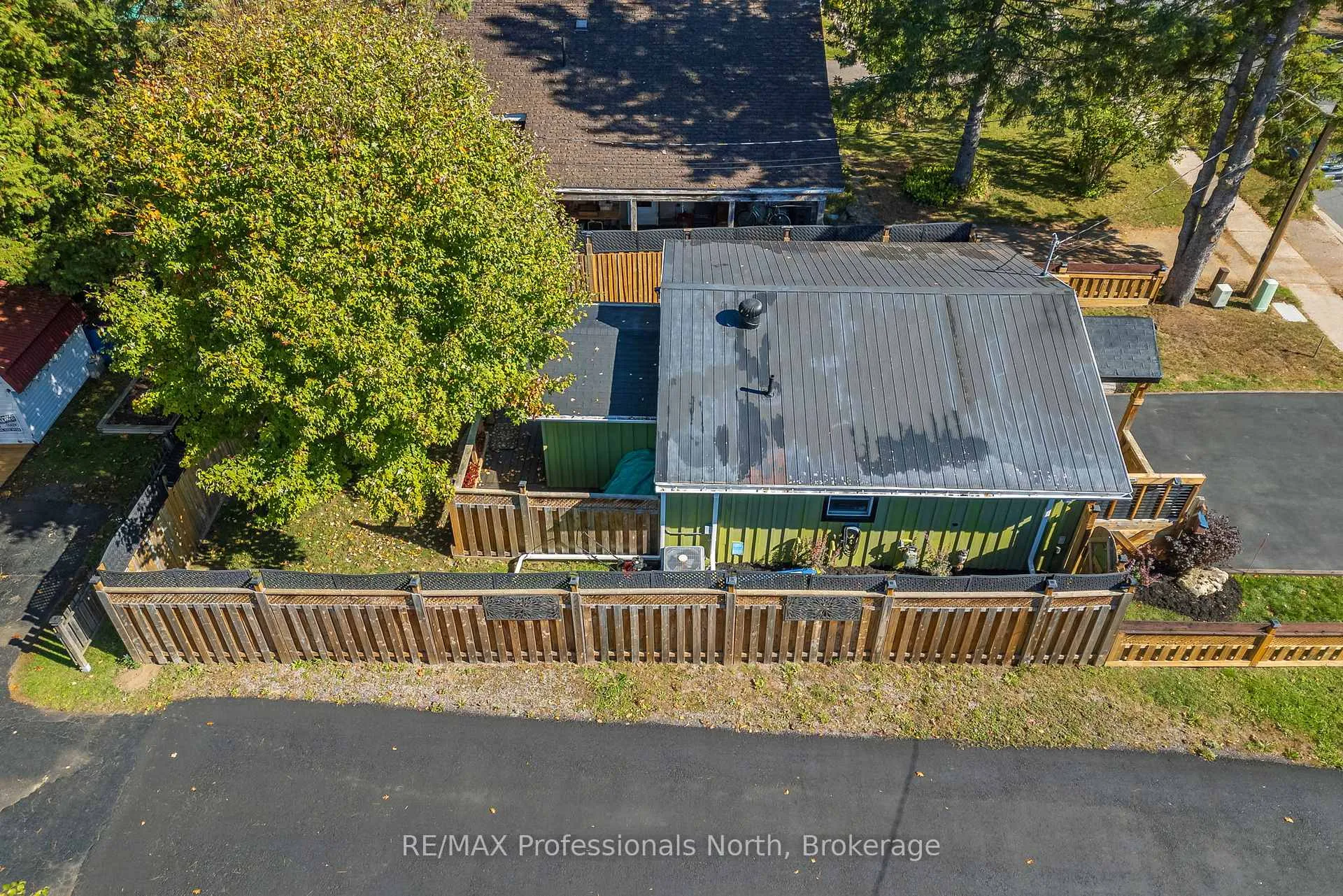 Photo 31 of 161 Quebec Street, Bracebridge, Macaulay — HOMEH