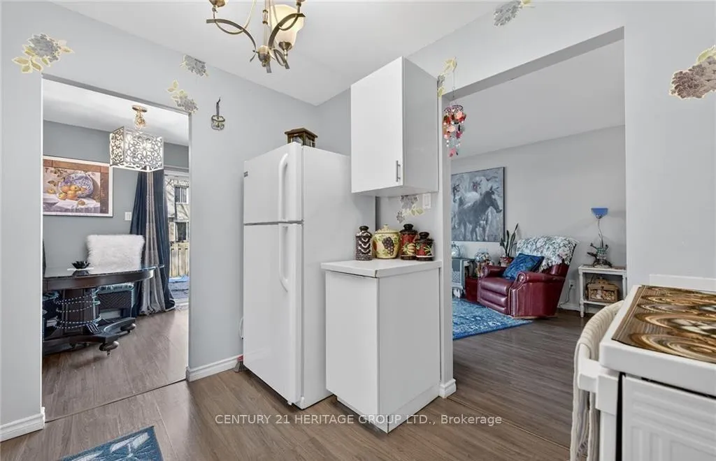 Photo 8 of Unit 182, 17 Old Pine Trail, St. Catharines, Carlton/Bunting — HOMEH