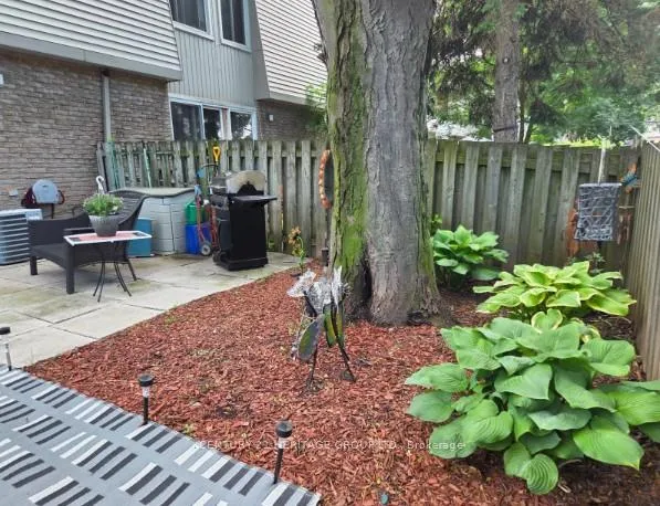 Photo 29 of Unit 182, 17 Old Pine Trail, St. Catharines, Carlton/Bunting — HOMEH