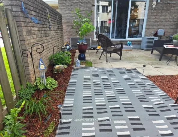 Photo 33 of Unit 182, 17 Old Pine Trail, St. Catharines, Carlton/Bunting — HOMEH