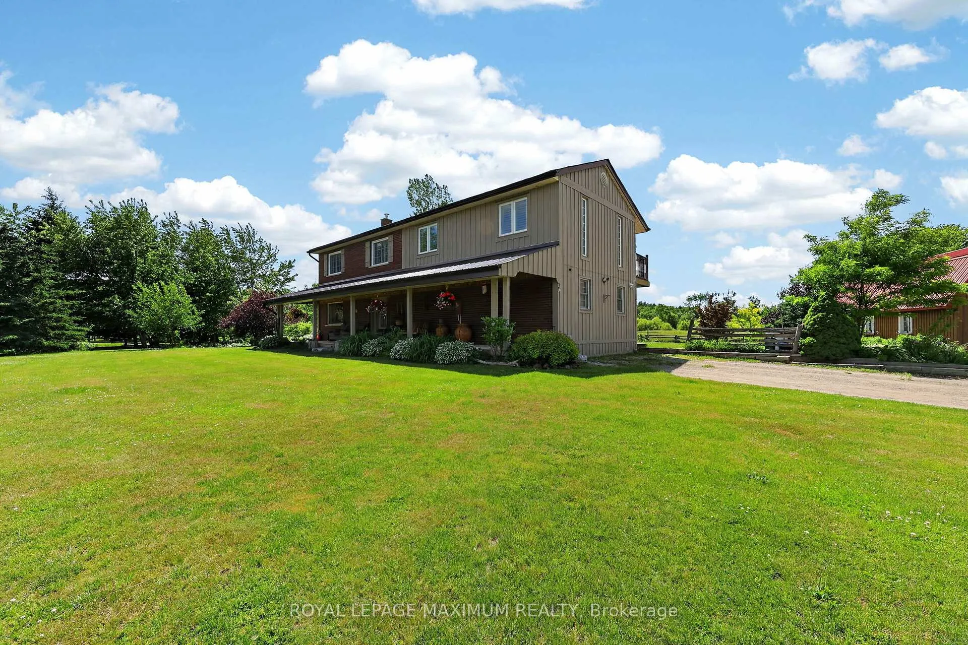 Photo 4 of 4372 Train Street, New Tecumseth, Rural New Tecumseth — HOMEH