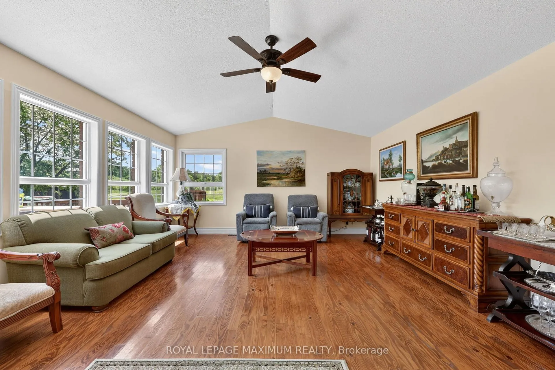 Photo 23 of 4372 Train Street, New Tecumseth, Rural New Tecumseth — HOMEH