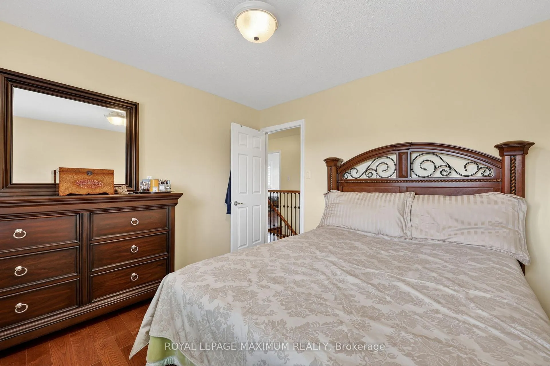 Photo 34 of 4372 Train Street, New Tecumseth, Rural New Tecumseth — HOMEH