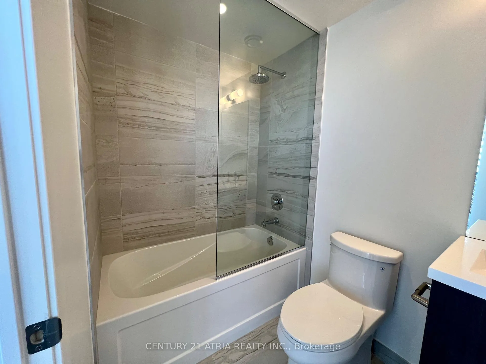 Photo 13 of Unit 2903, 138 Downes Street, Toronto, Waterfront Communities — HOMEH