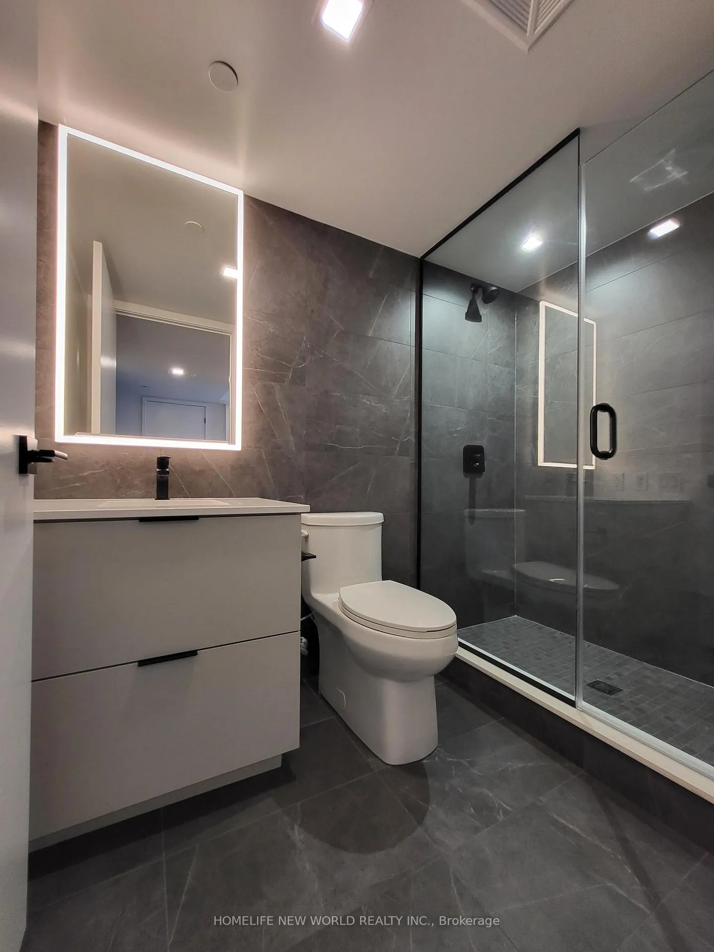 Photo 7 of Unit 901, 609 Sherbourne Street, Toronto, North St. James Town — HOMEH
