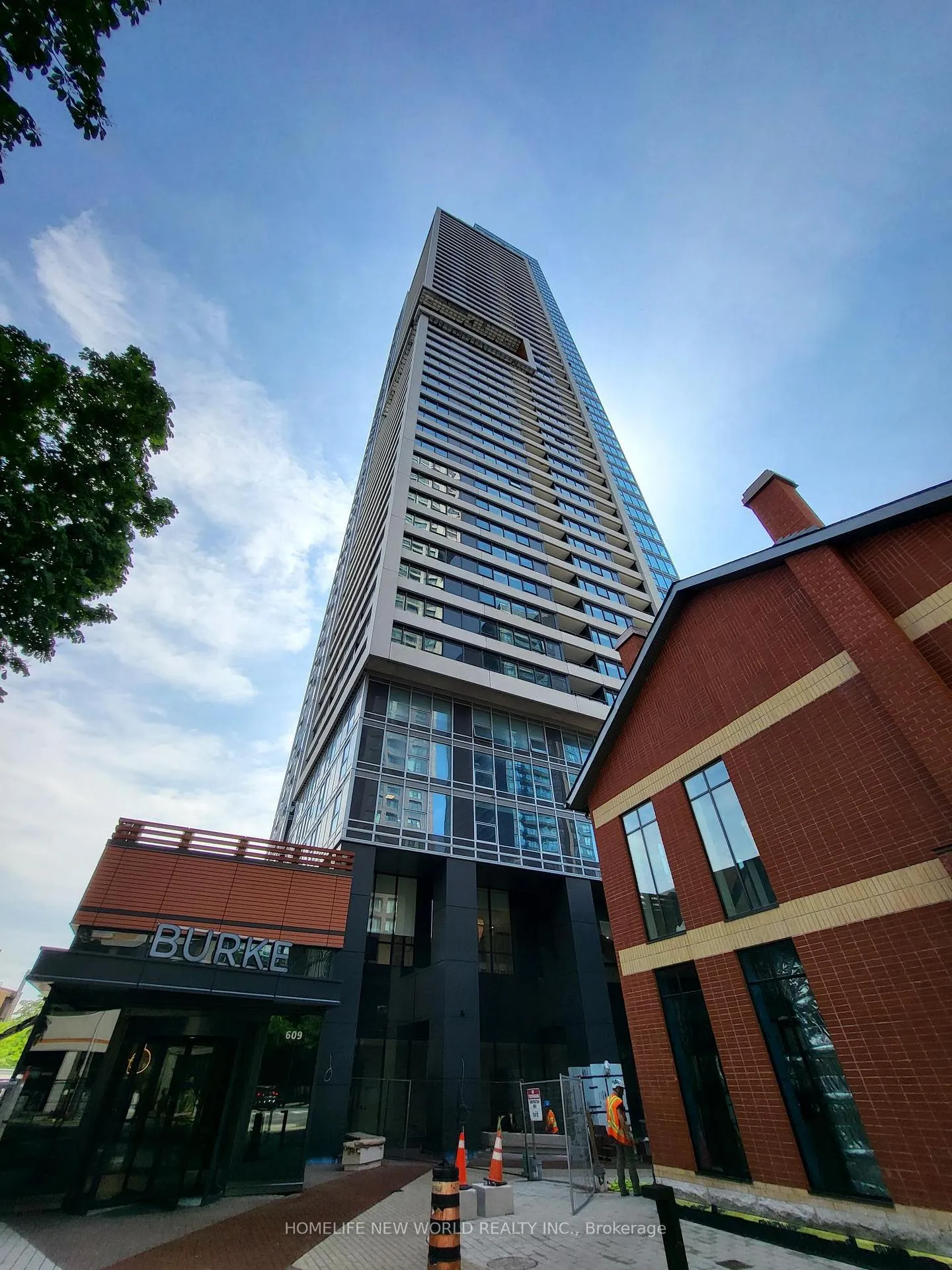 Photo 9 of Unit 901, 609 Sherbourne Street, Toronto, North St. James Town — HOMEH