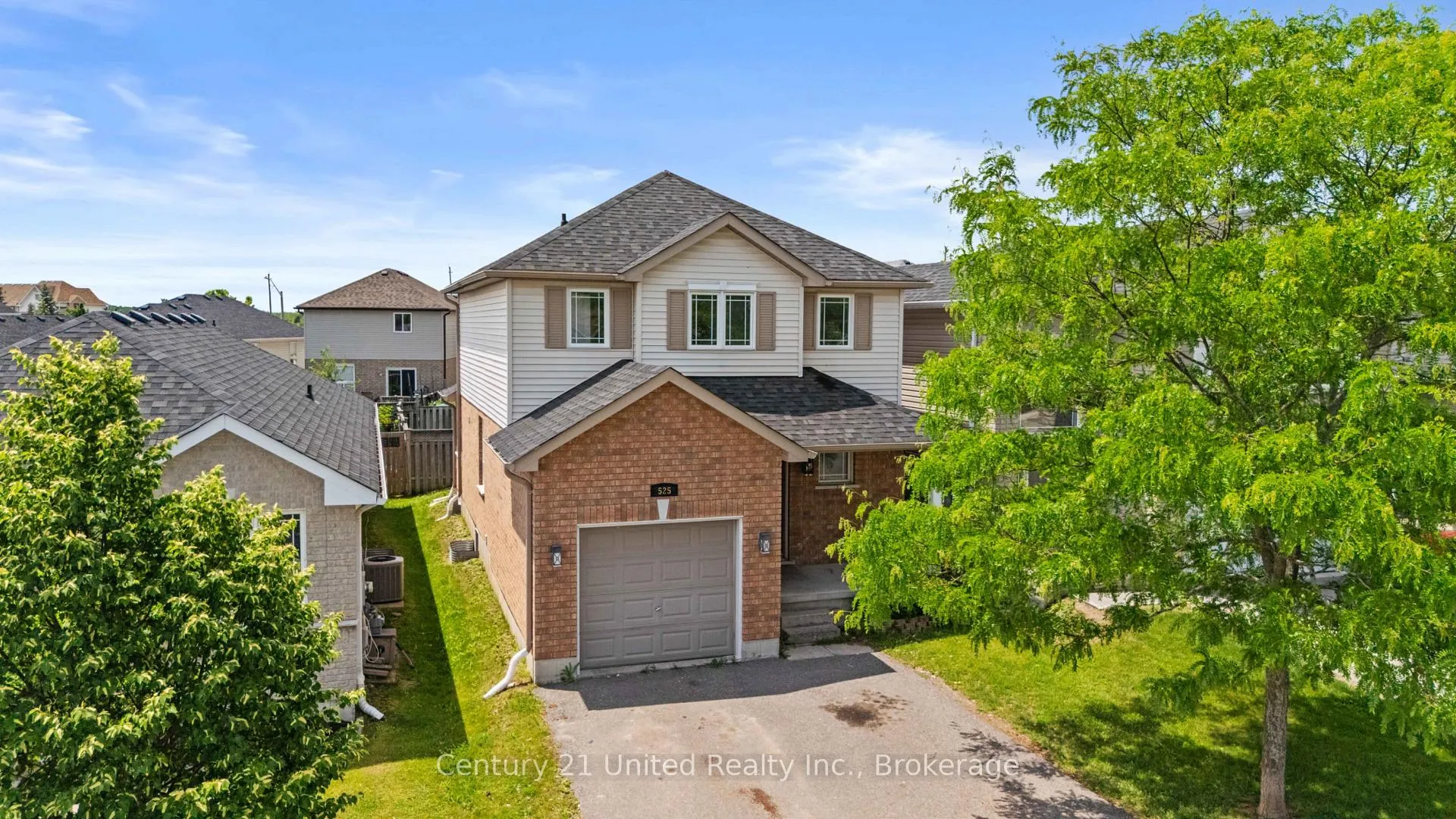 Photo 1 of 525 Clancy Crescent, Peterborough, Otonabee Ward 1 — HOMEH