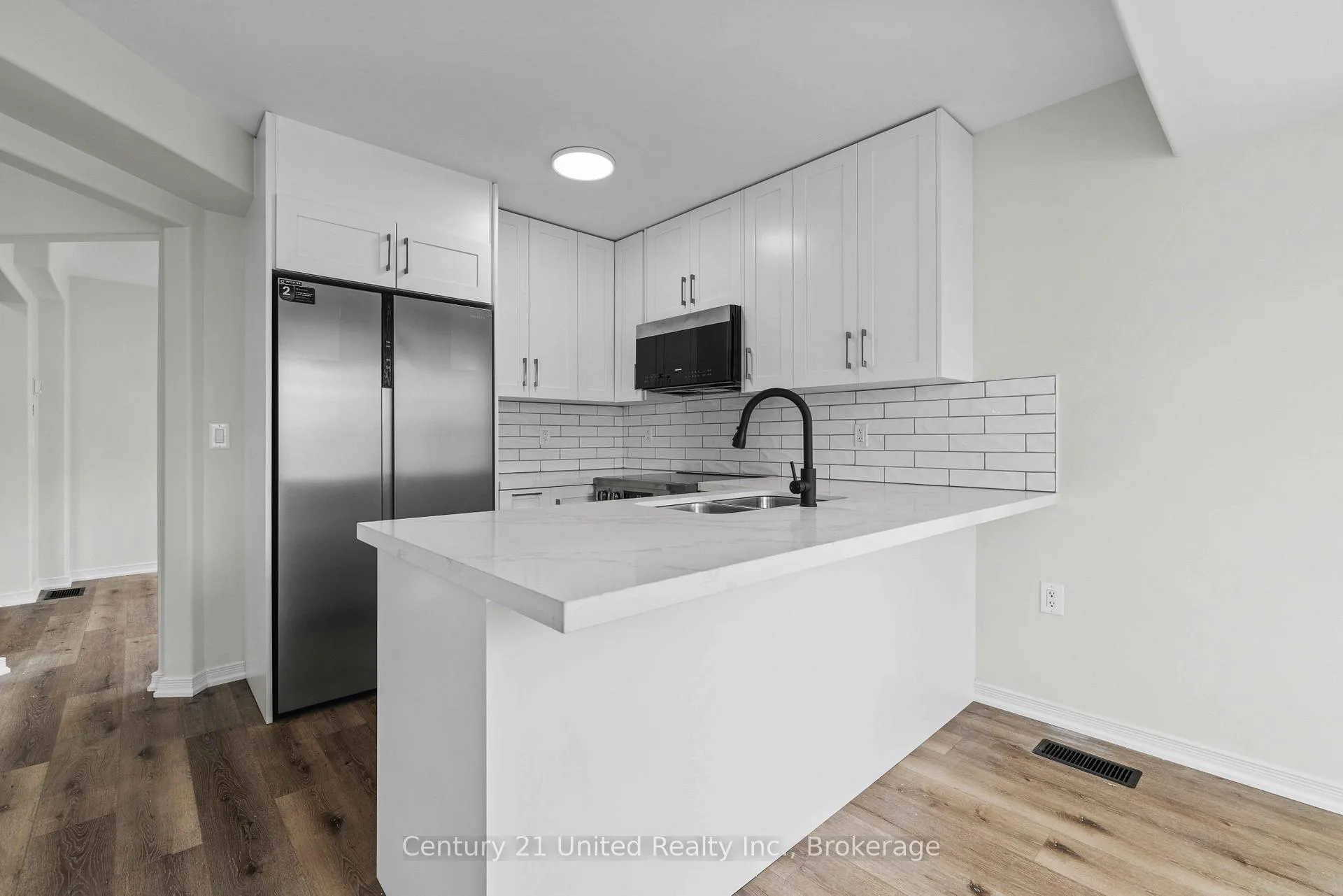 Photo 2 of 525 Clancy Crescent, Peterborough, Otonabee Ward 1 — HOMEH