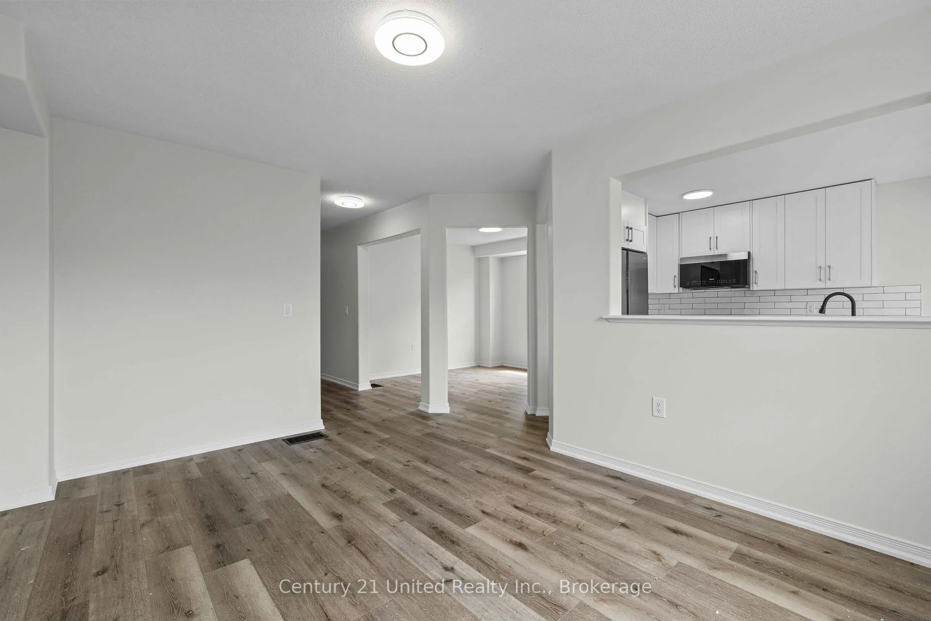 Photo 7 of 525 Clancy Crescent, Peterborough, Otonabee Ward 1 — HOMEH