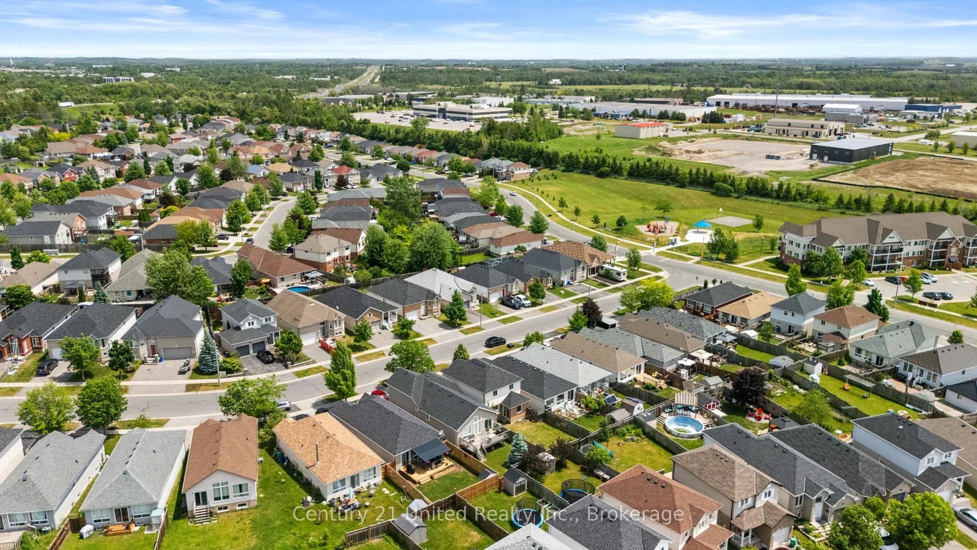 Photo 39 of 525 Clancy Crescent, Peterborough, Otonabee Ward 1 — HOMEH