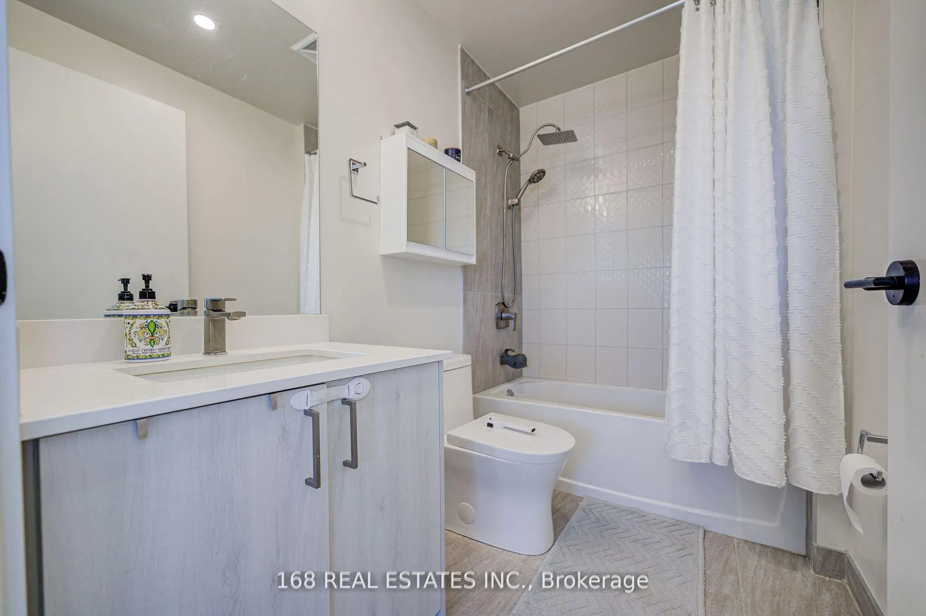 Photo 10 of Unit 1603, 8010 Derry Road W, Milton, Coates — HOMEH
