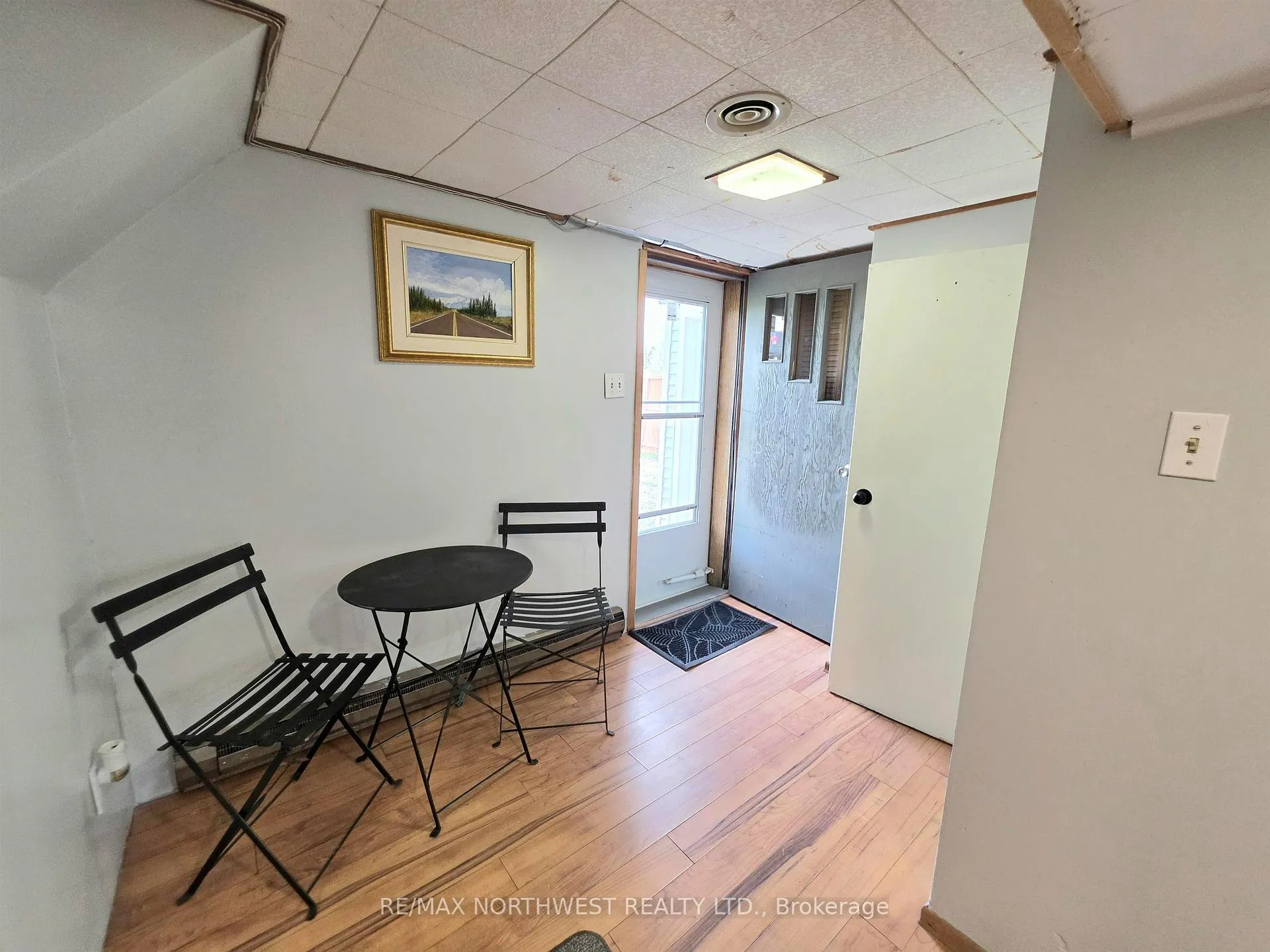 Photo 35 of 401 Third Street South, Kenora, Downtown — HOMEH
