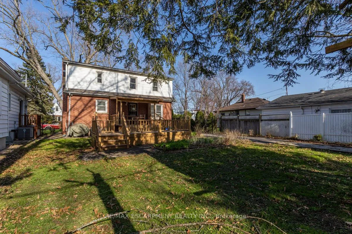 Photo 40 of 17 Thorndale Street N, Hamilton, Ainslie Wood — HOMEH