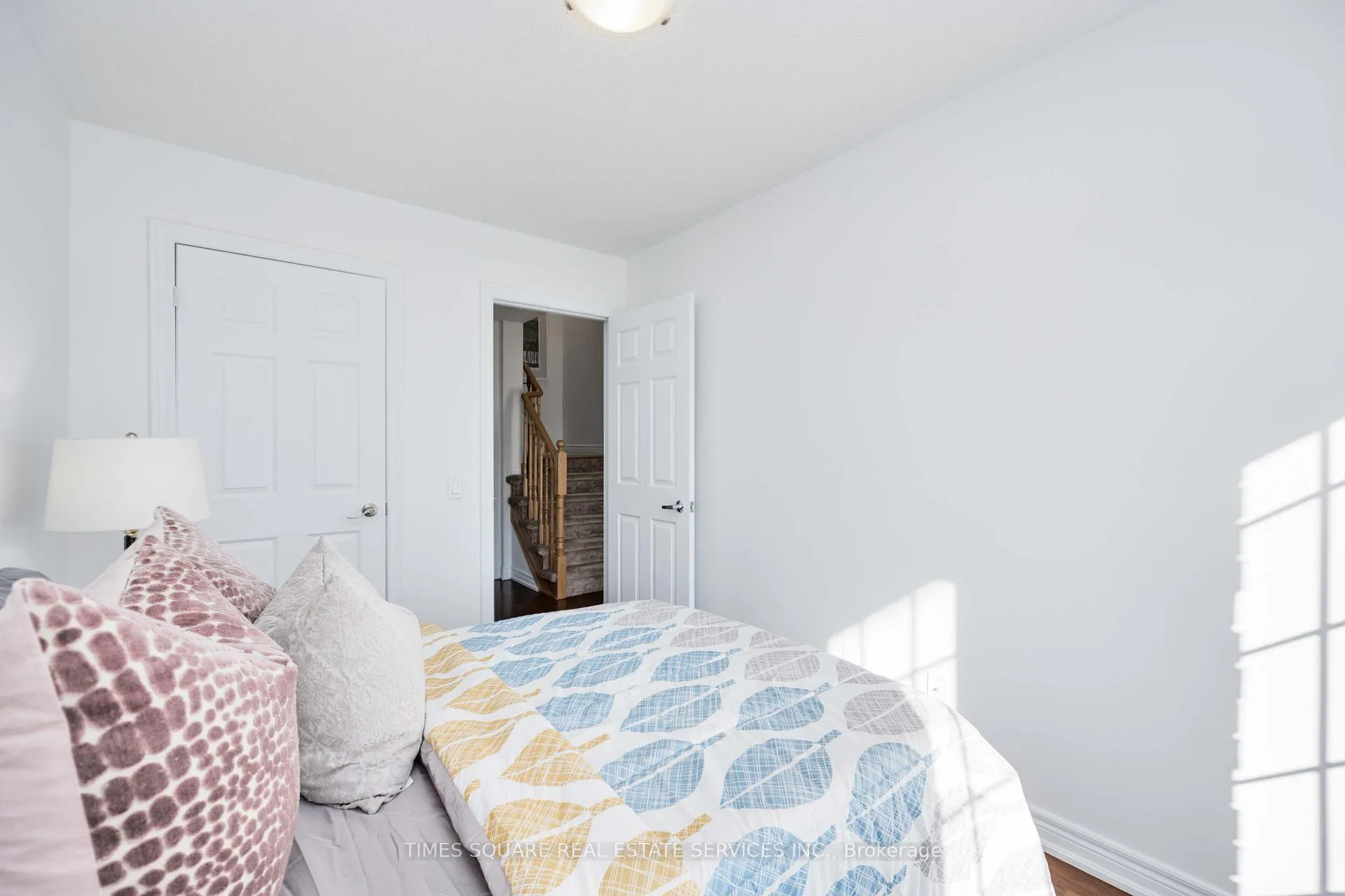 Photo 4 of 9942 McCowan Road, Markham, Berczy — HOMEH