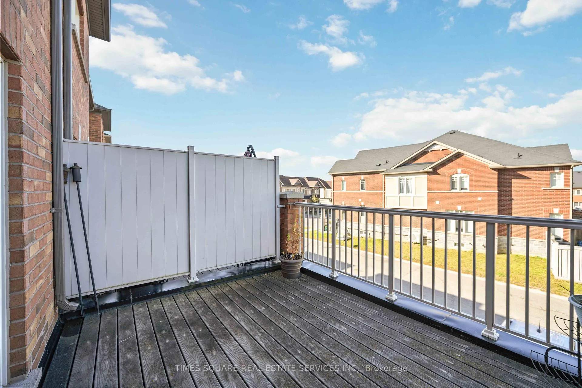 Photo 24 of 9942 McCowan Road, Markham, Berczy — HOMEH
