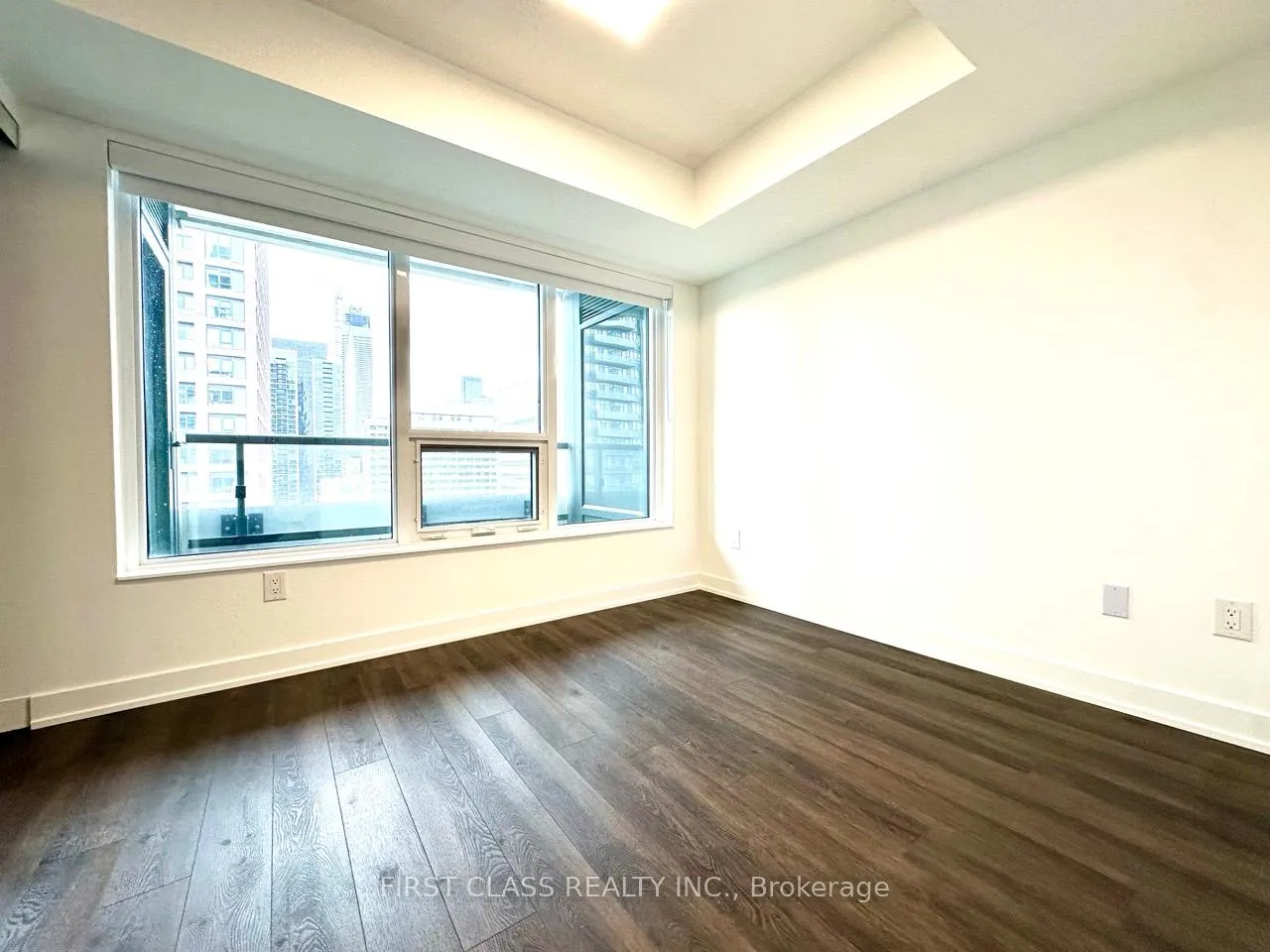 Photo 7 of Unit 2103, 609 Sherbourne Street, Toronto, North St. James Town — HOMEH